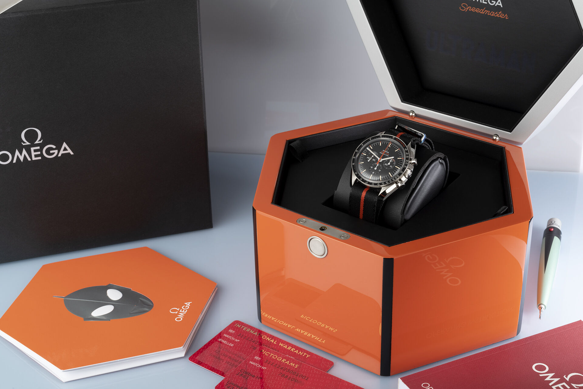 ref 31112423001001 | Limited Edition | Omega Speedmaster Ultraman