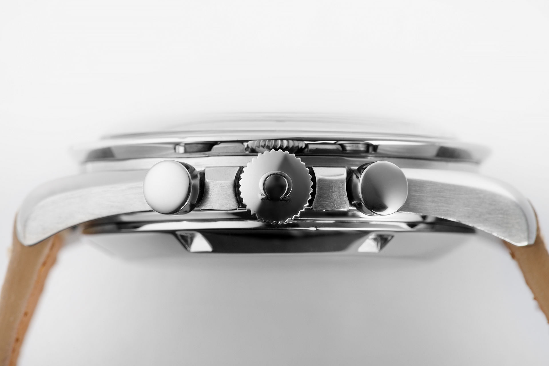 ref 105.012-66 | Vintage 1967 'Apollo' Model | Omega Speedmaster