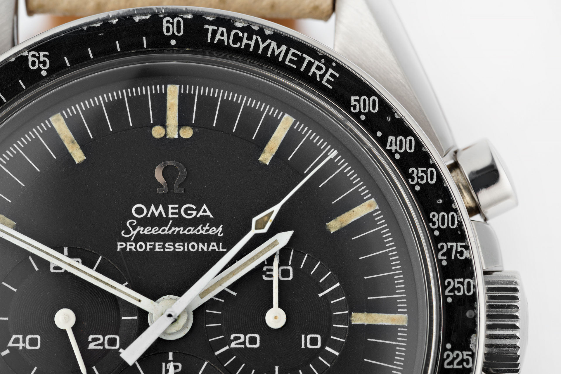 ref 105.012-66 | Vintage 1967 'Apollo' Model | Omega Speedmaster