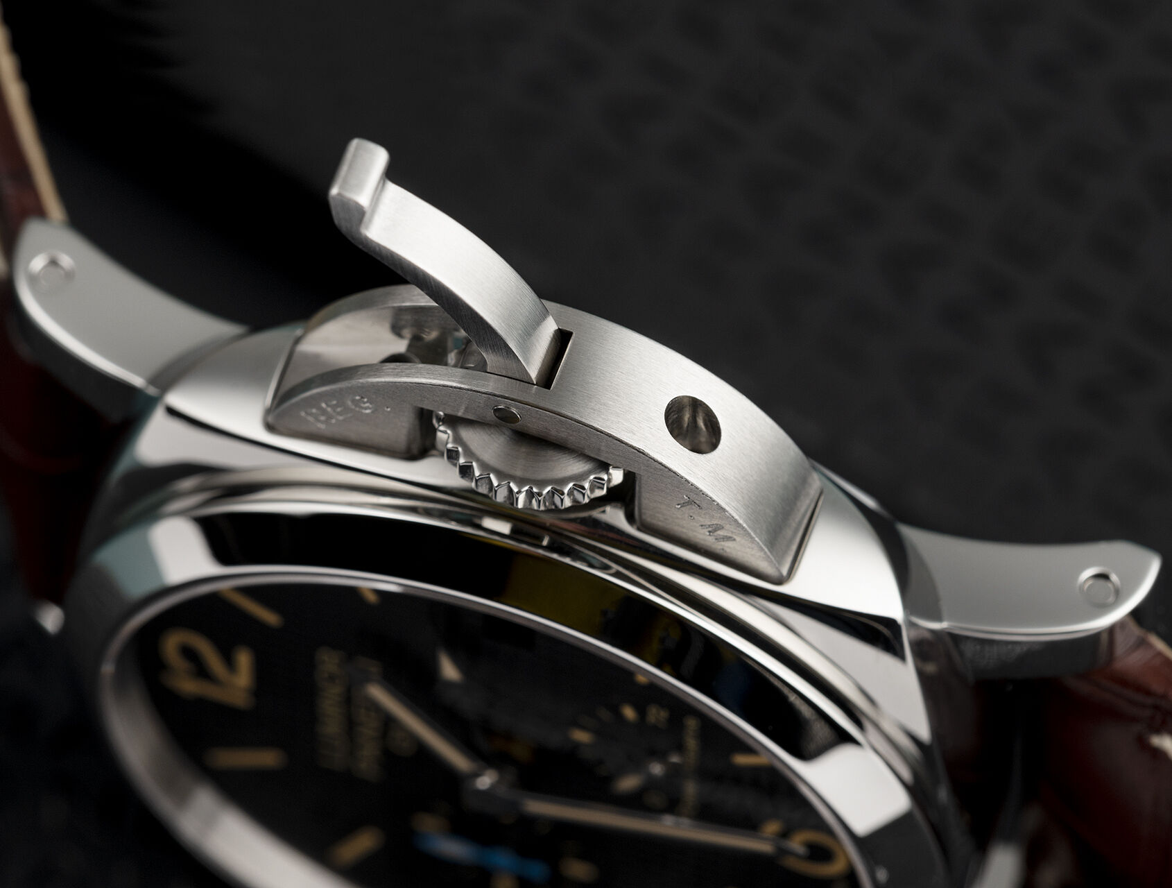 ref PAM01537 | PAM 01537 - Box & Certificate  | Panerai Luminor 1950 3-Day GMT