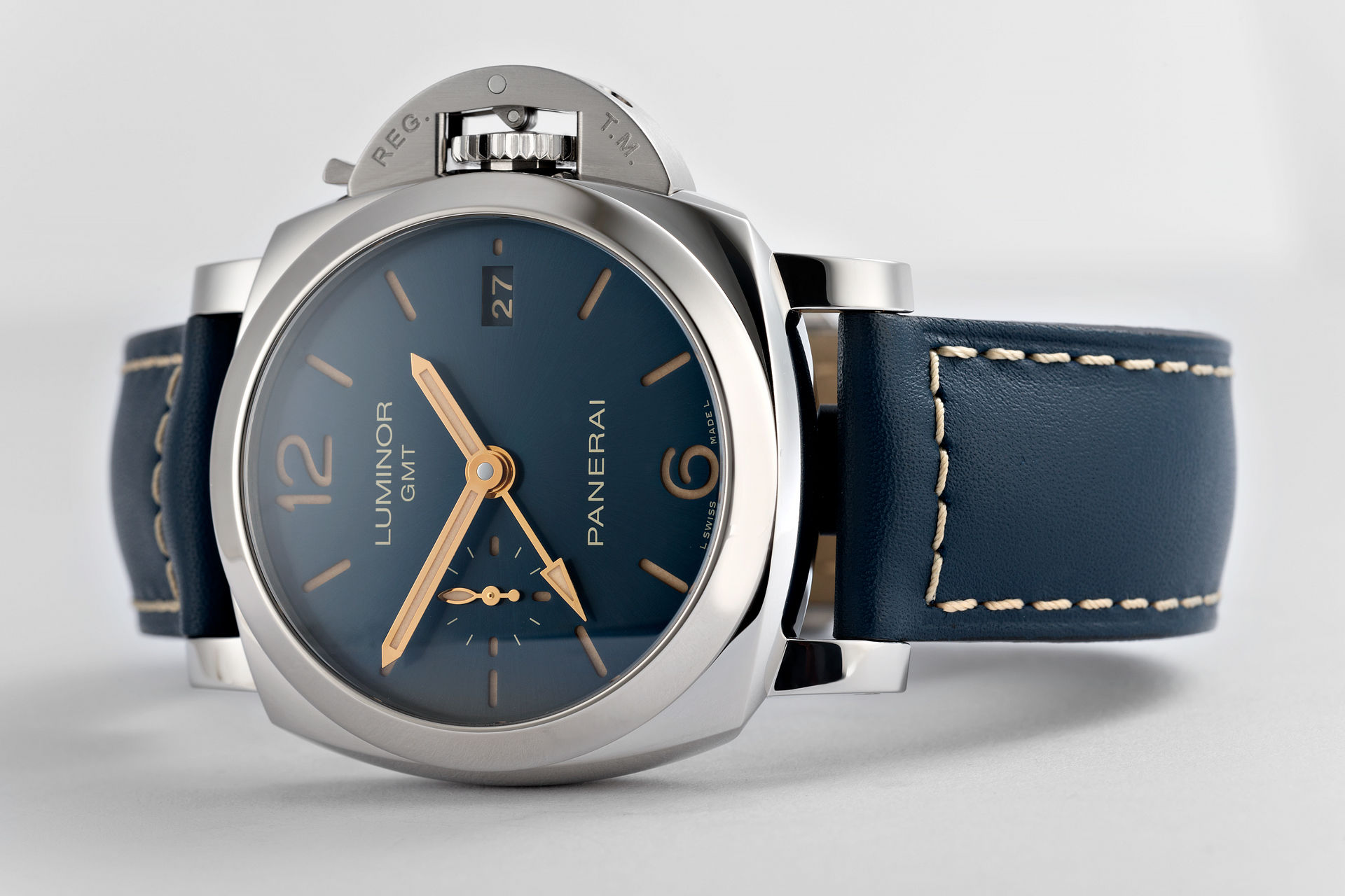 ref PAM00688 | 'Special Edition' Boutique Only | Panerai Luminor 1950 3-Day GMT