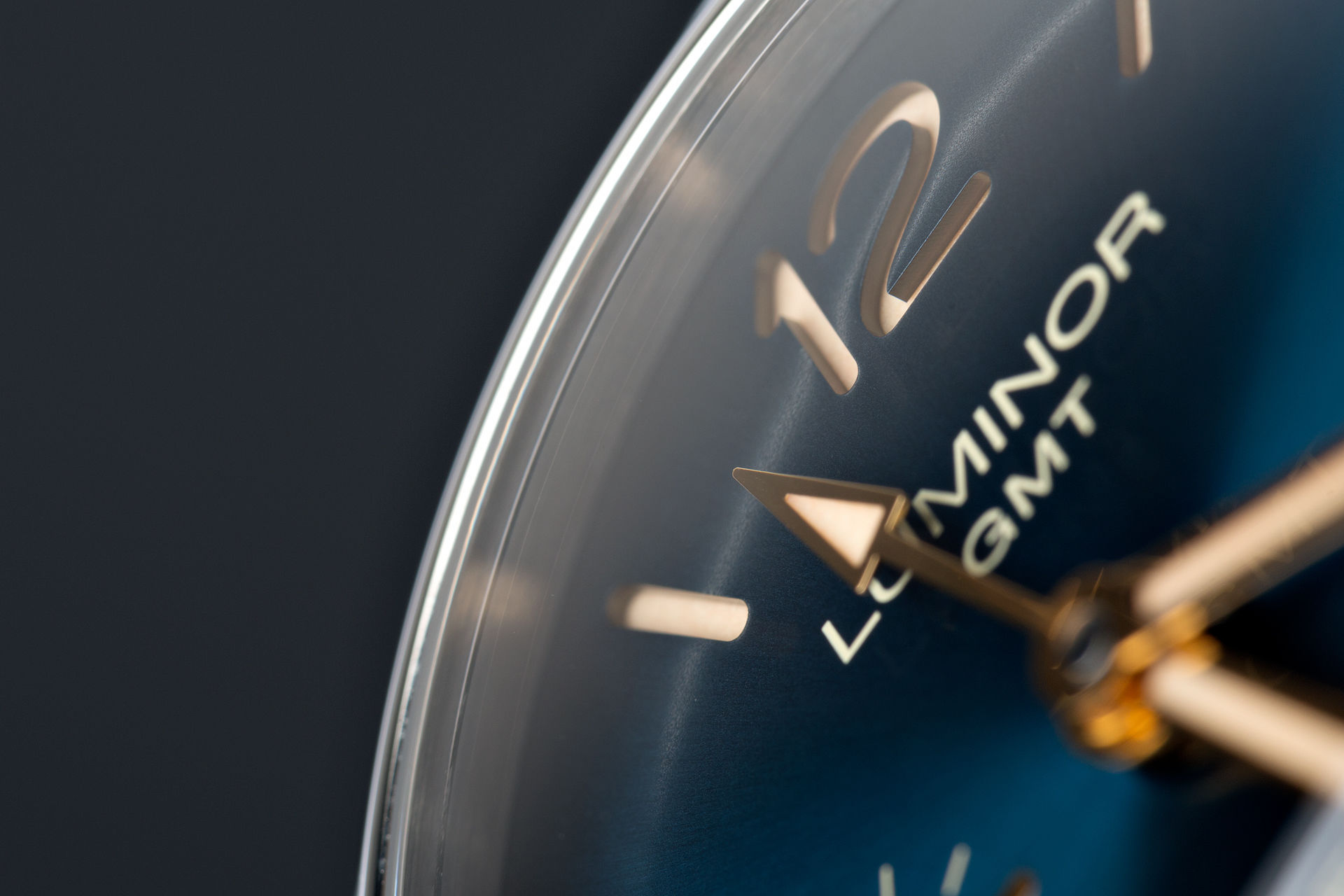ref PAM00688 | 'Special Edition' Boutique Only | Panerai Luminor 1950 3-Day GMT