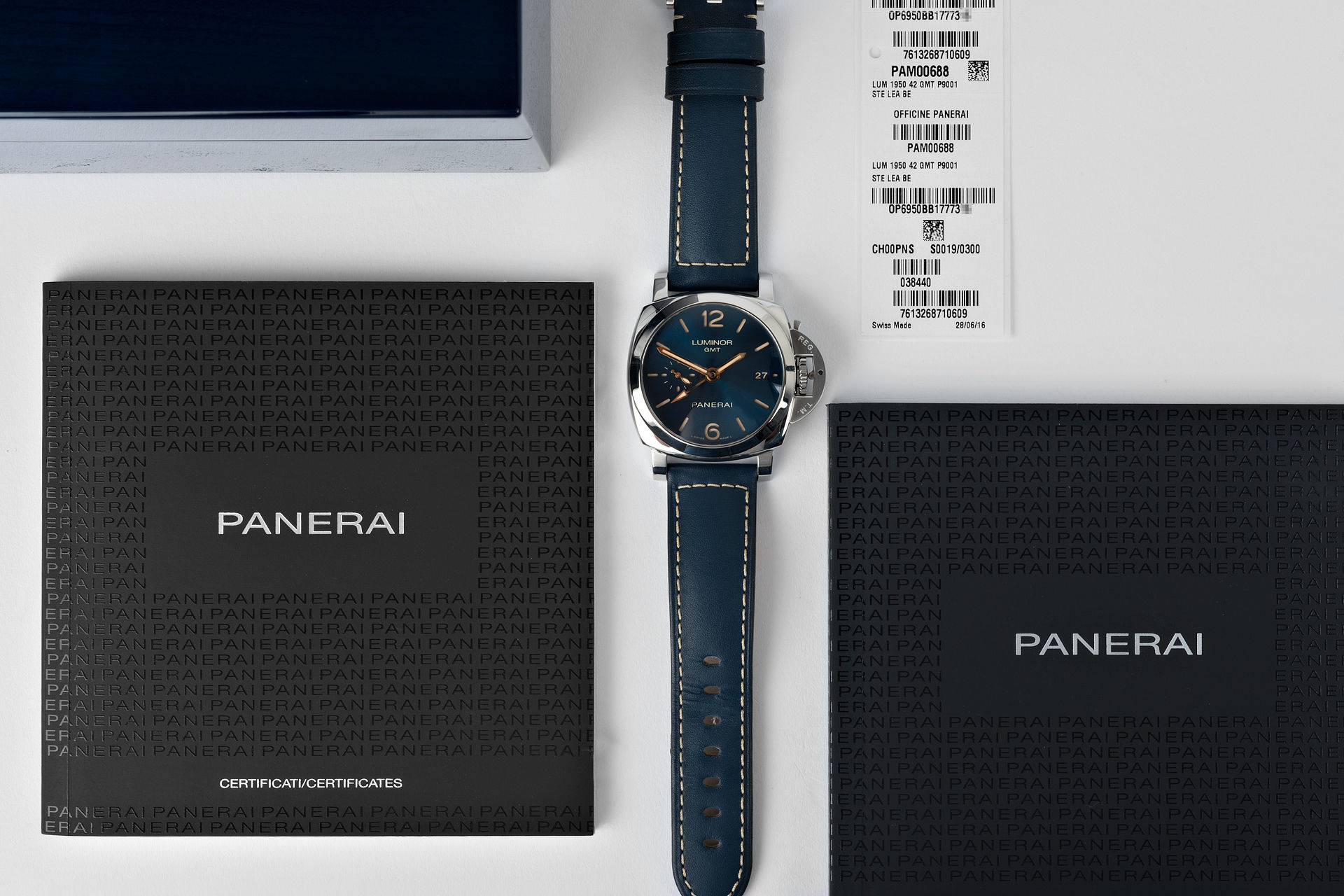 ref PAM00688 | 'Special Edition' Boutique Only | Panerai Luminor 1950 3-Day GMT