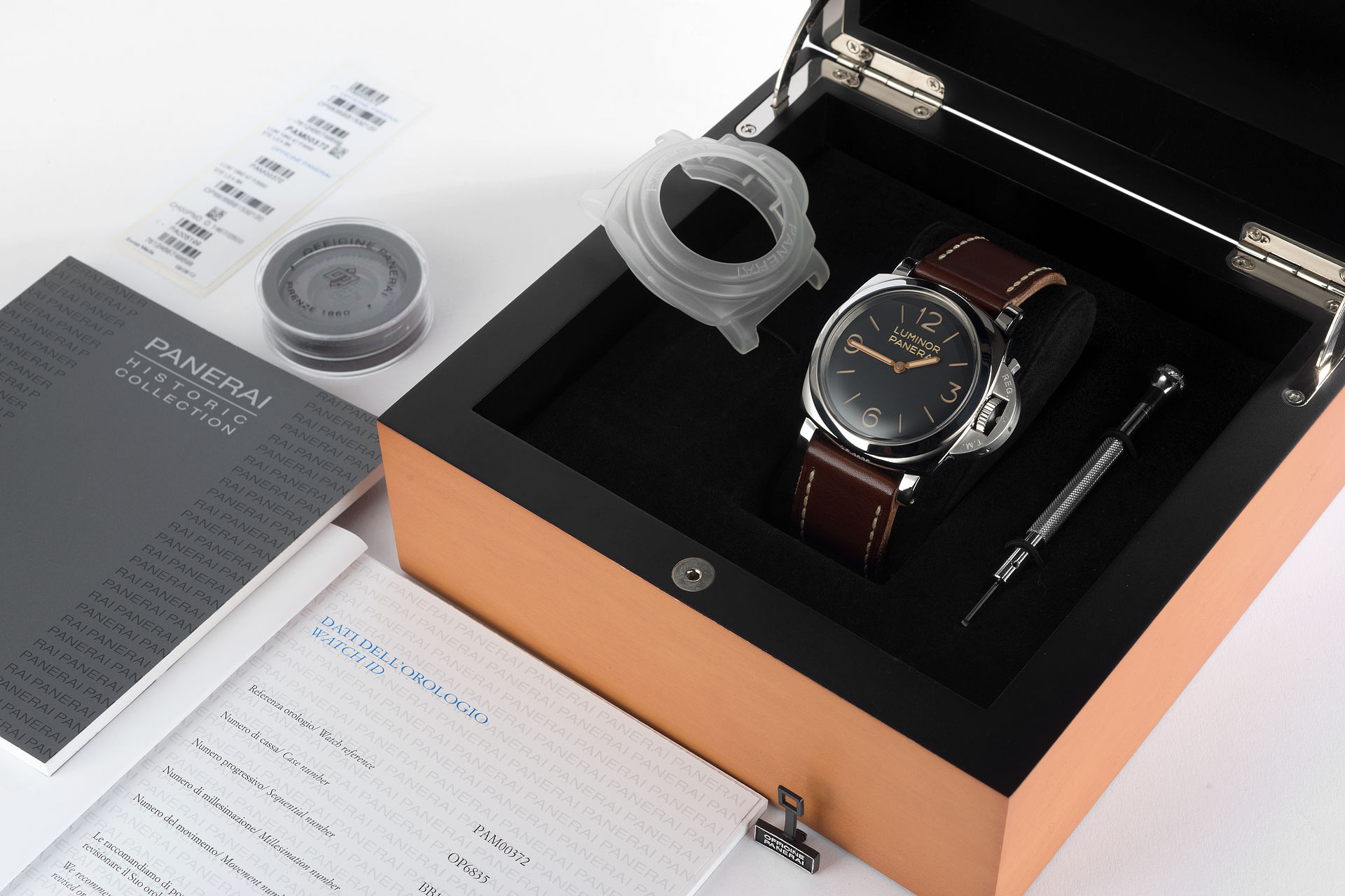 ref PAM 372 | 3 Days - Box & Papers | Panerai Luminor 1950