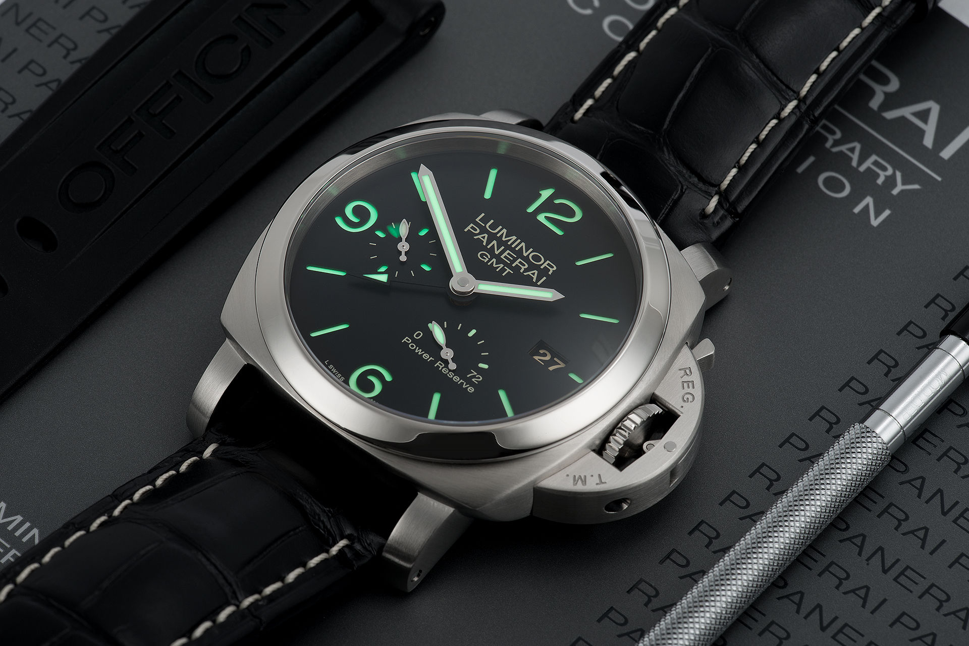 ref PAM00321 | '44mm GMT Power Reserve' | Panerai Luminor 1950