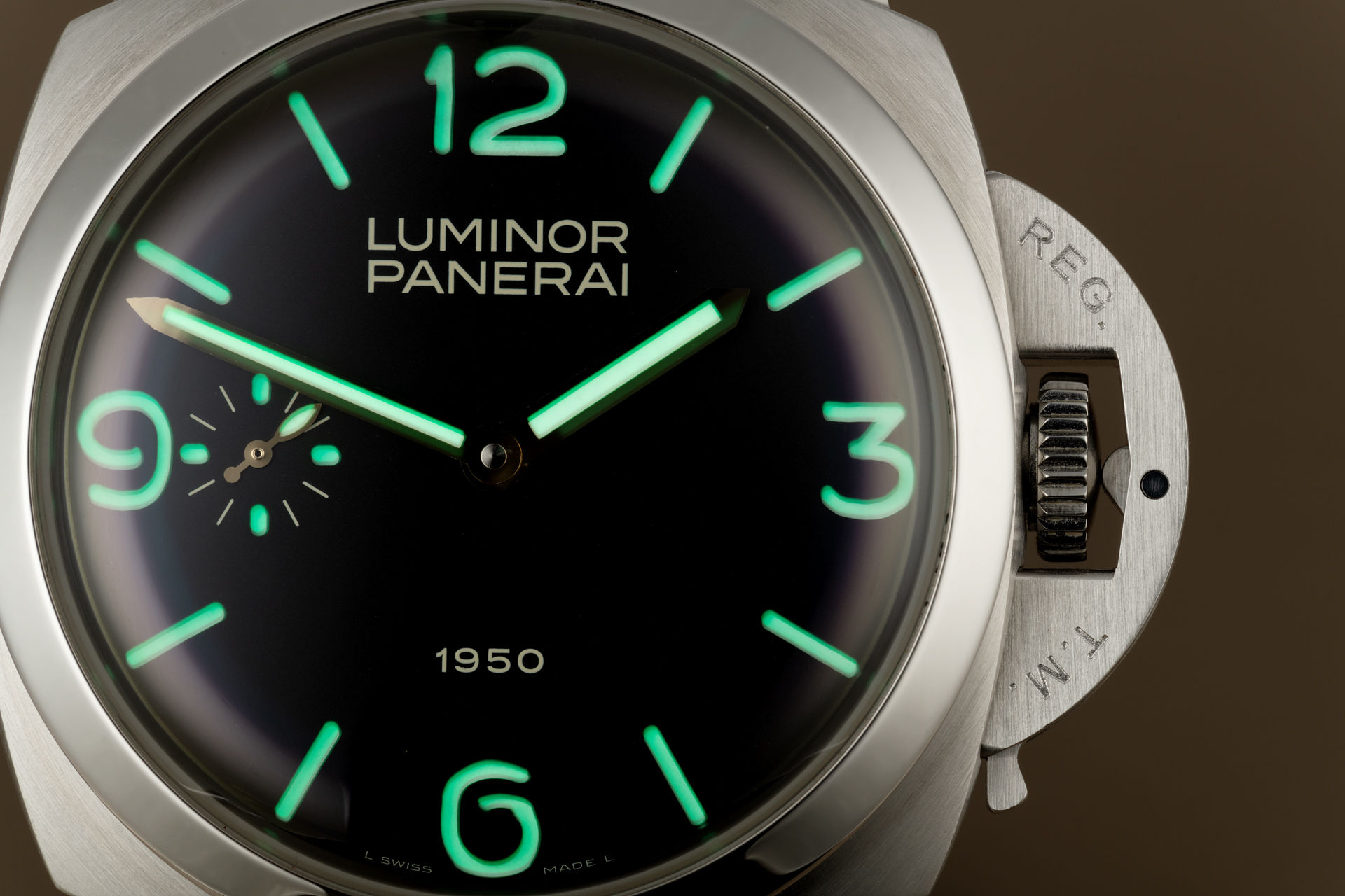 ref PAM 127 | 'Fiddy' Limited Edition | Panerai Luminor 1950