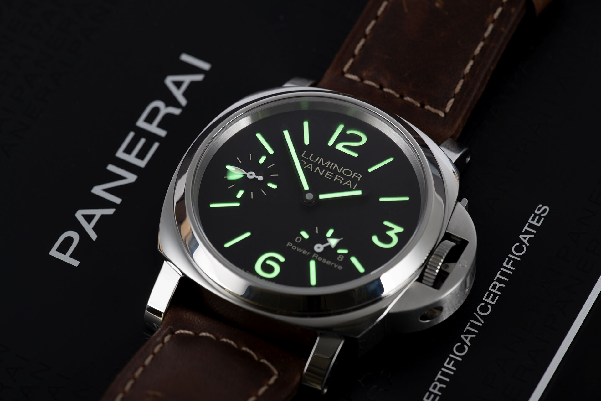 ref PAM00795 | 44mm Power Reserve  | Panerai Luminor 8 Days