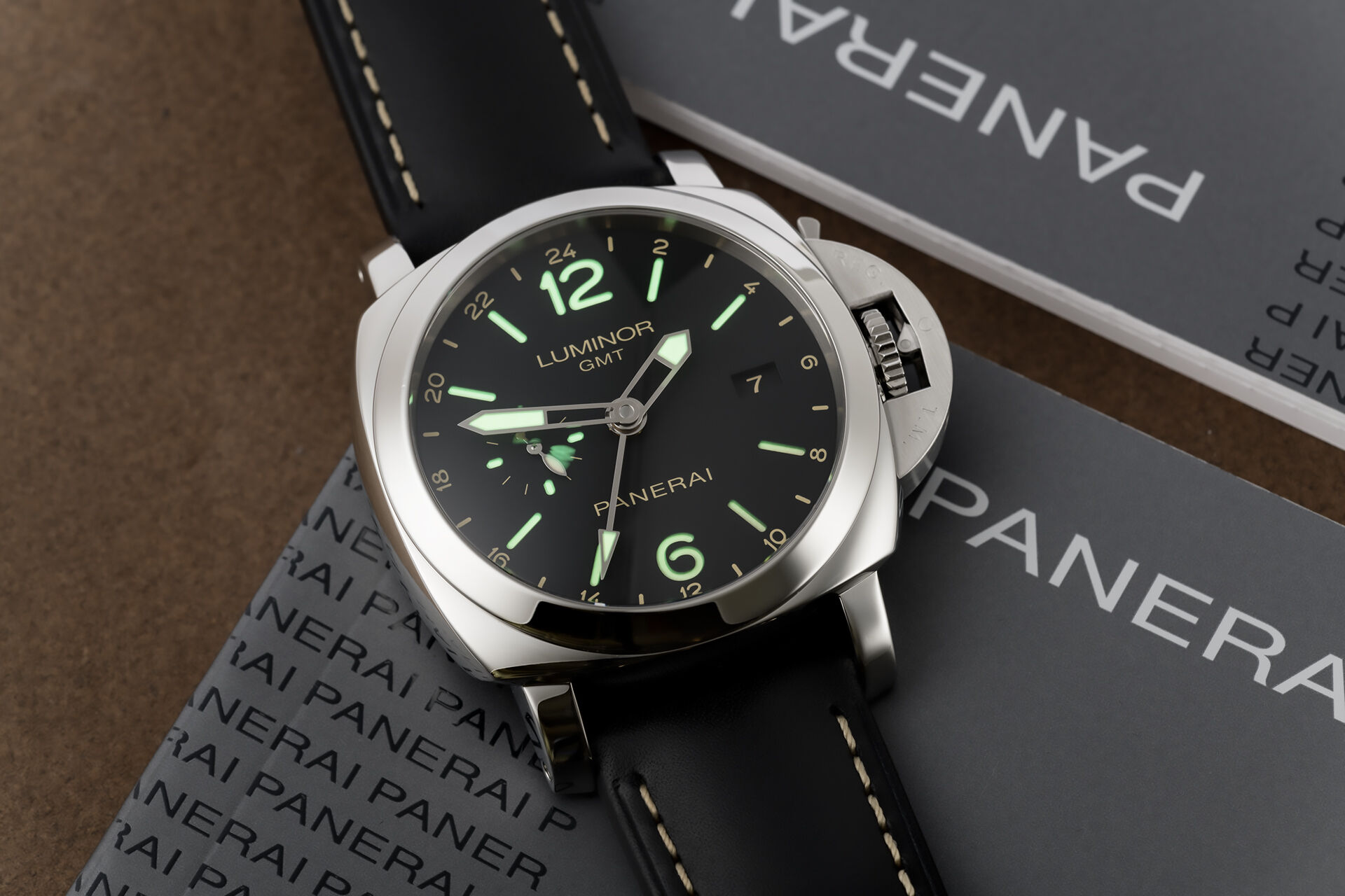  | Box & Certificate | Panerai Luminor GMT