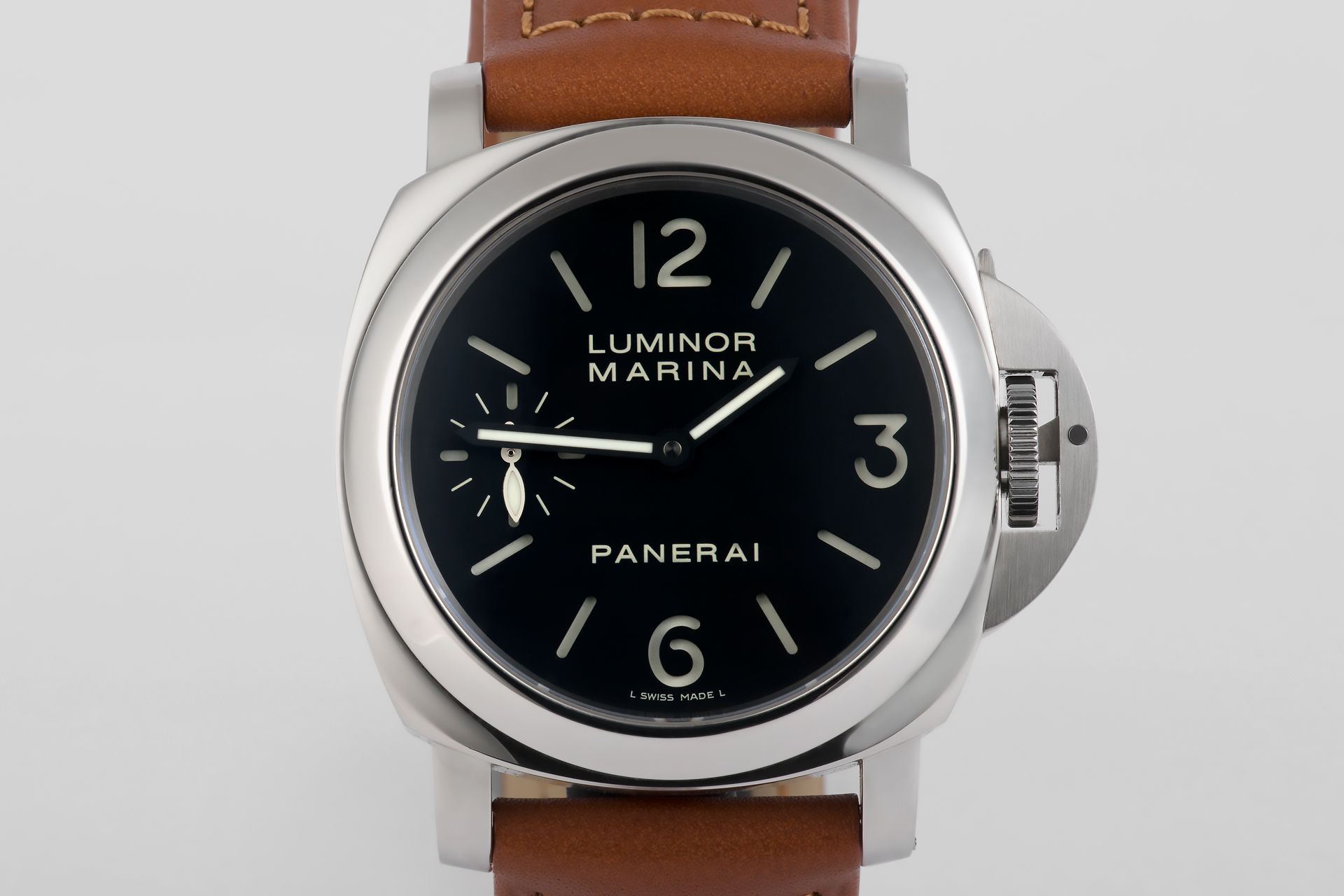 ref PAM 111 | 44mm Box & Papers | Panerai Luminor Marina