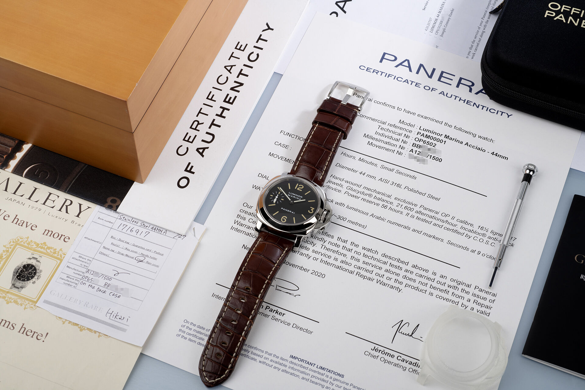 ref PAM 00001 | A-Series 'Tritium Dial' | Panerai Luminor Marina