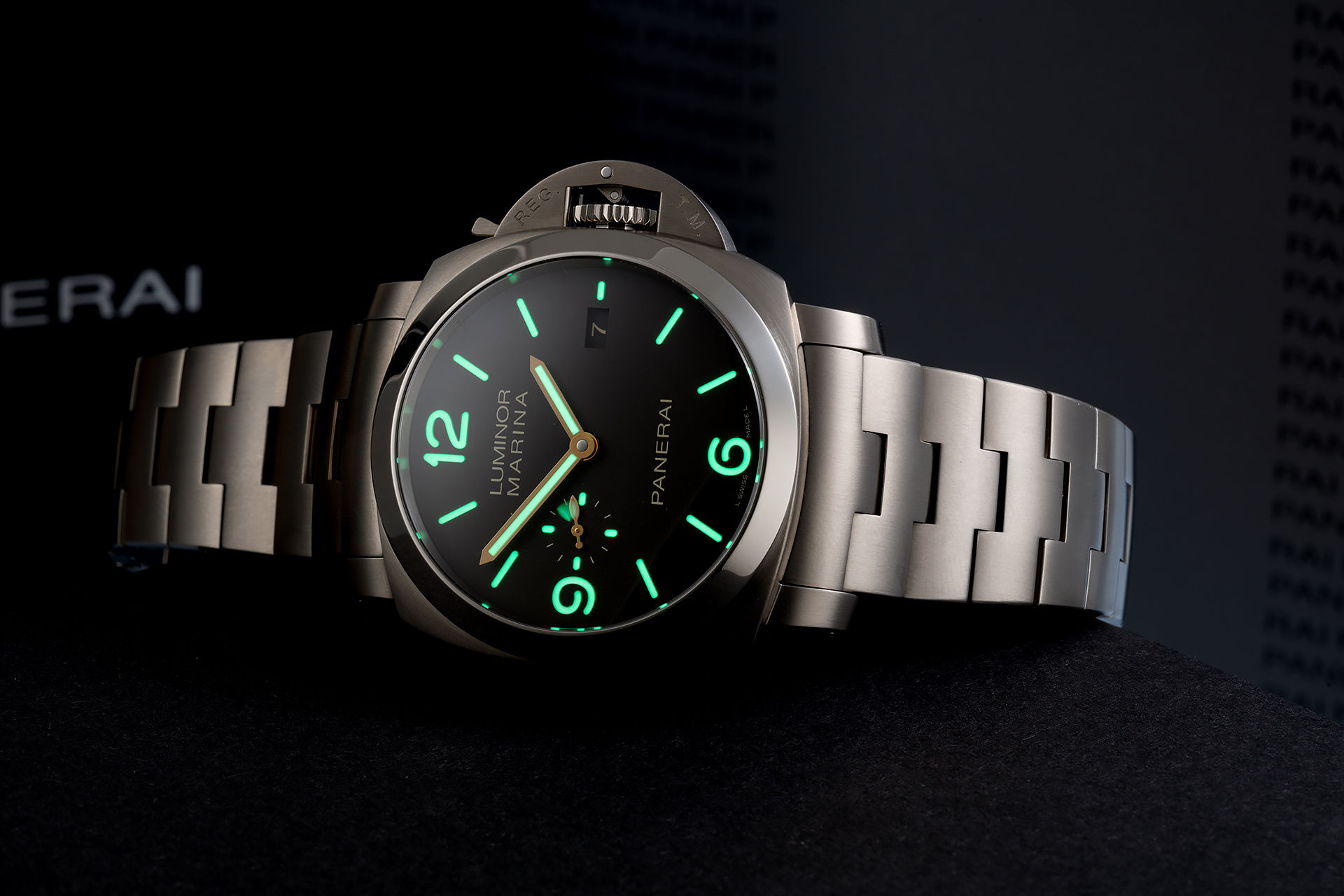 ref PAM 352 | Box & Certificate | Panerai Luminor Marina