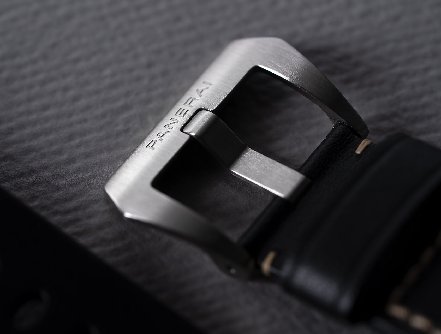 ref PAM 359 | 'Dirty Dial' Box & Papers | Panerai Luminor Marina
