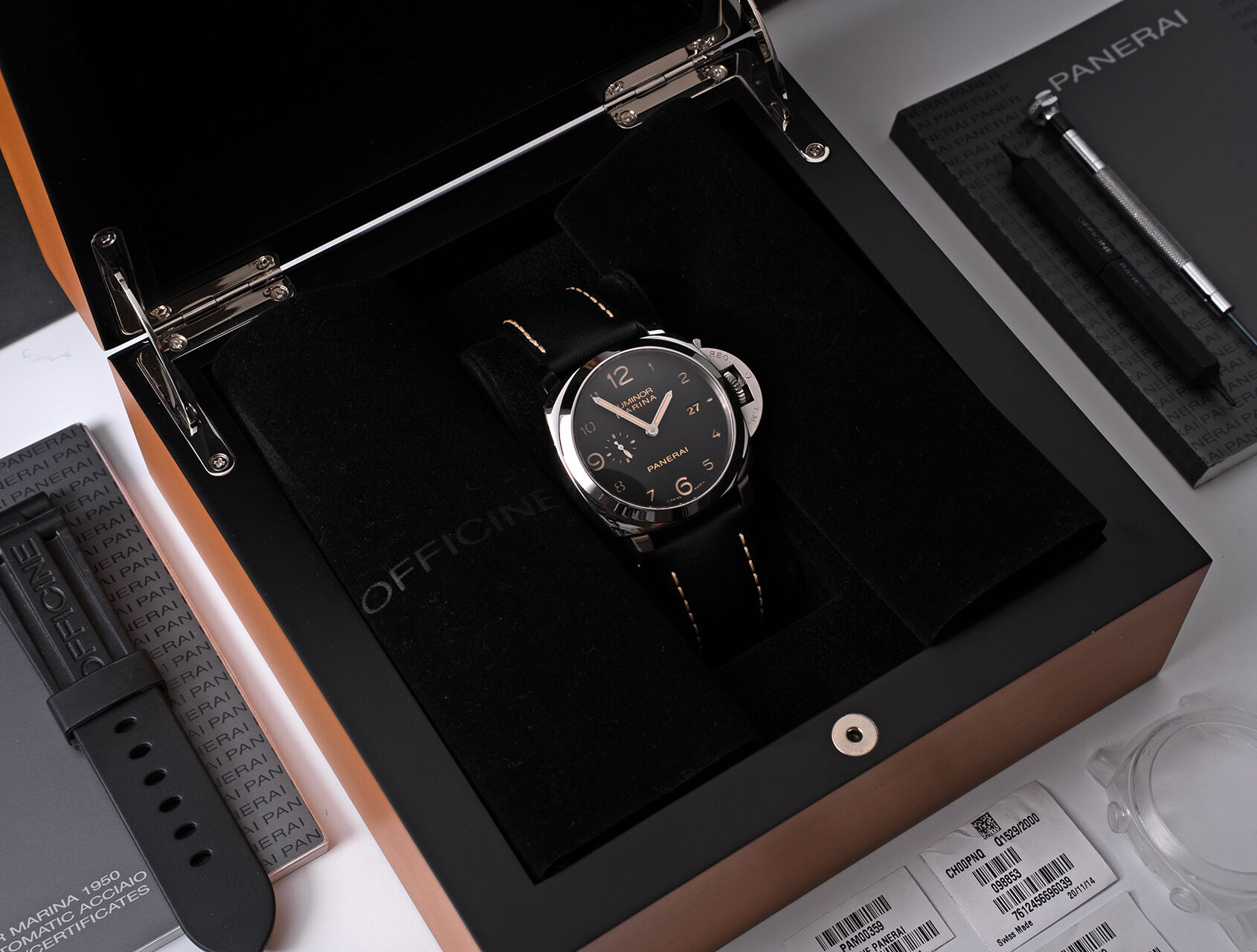 ref PAM 359 | 'Dirty Dial' Box & Papers | Panerai Luminor Marina