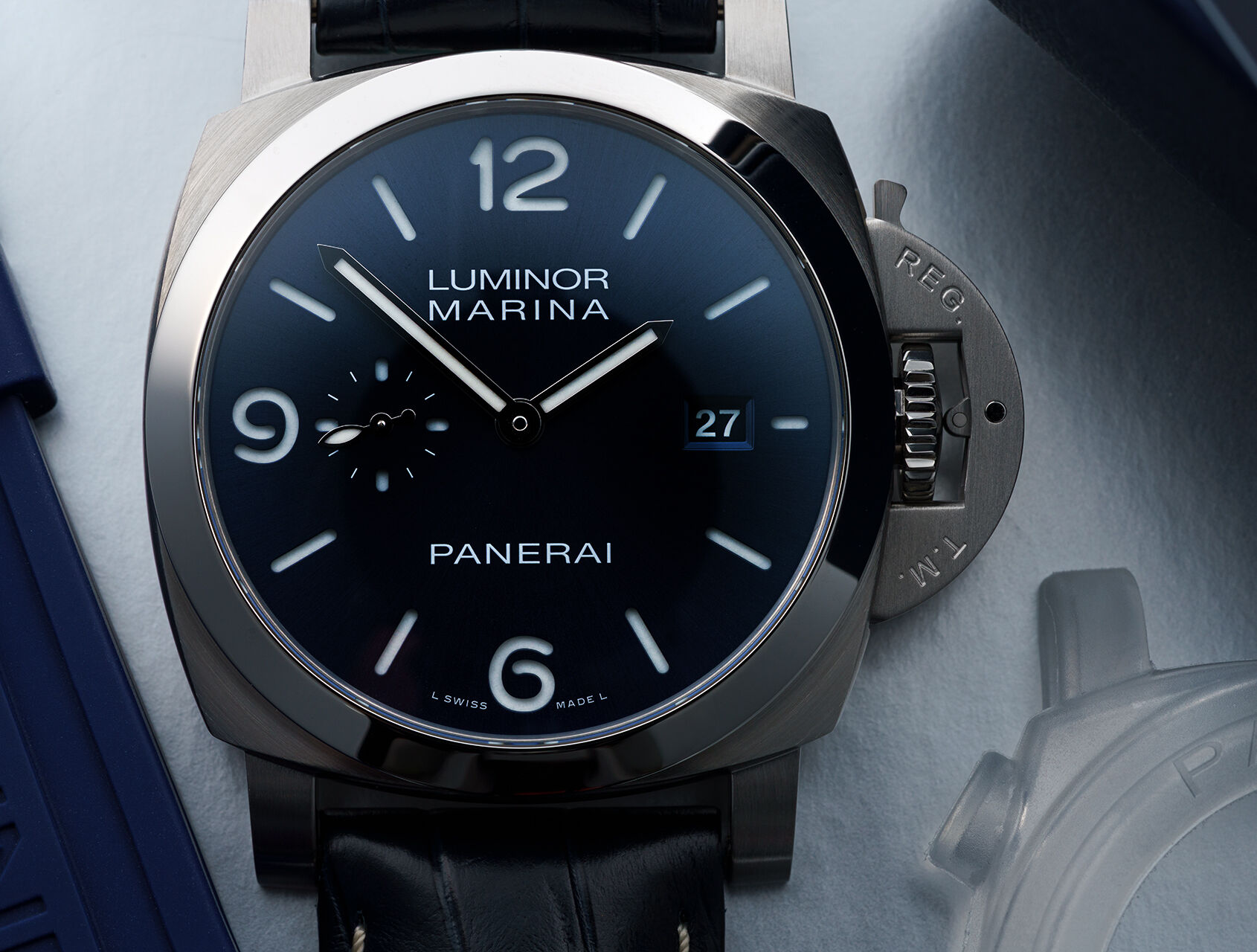 ref PAM03313 | PAM03313 - 8 Year Warranty | Panerai Luminor Marina