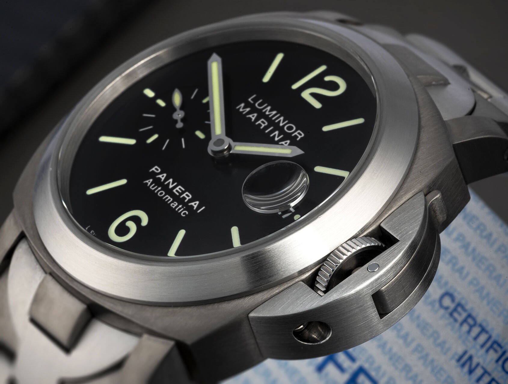 ref PAM 221 | PAM 221 - Titanium | Panerai Luminor Marina