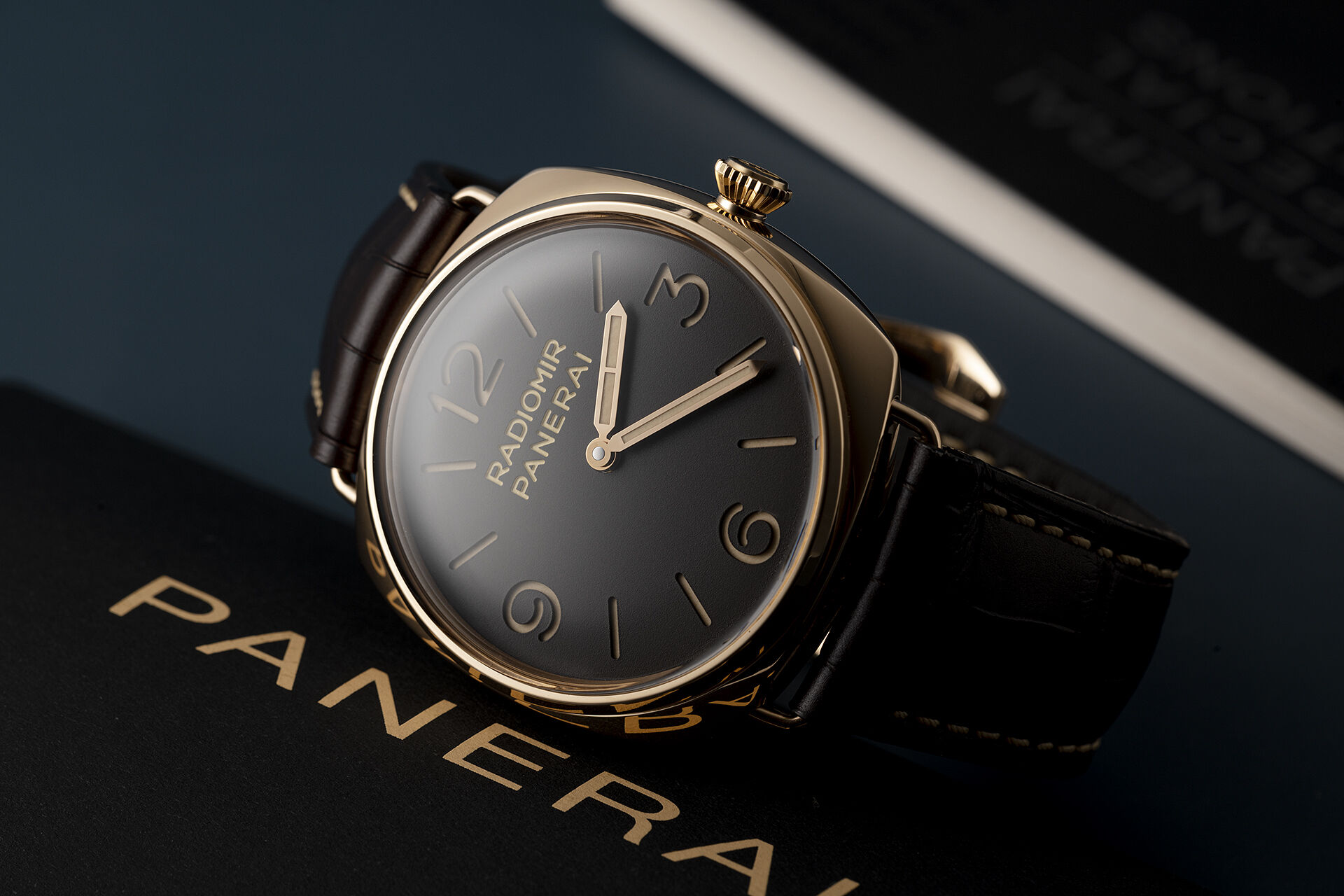 ref PAM 379 | 'Oro Rosso' Limited Edition | Panerai Radiomir