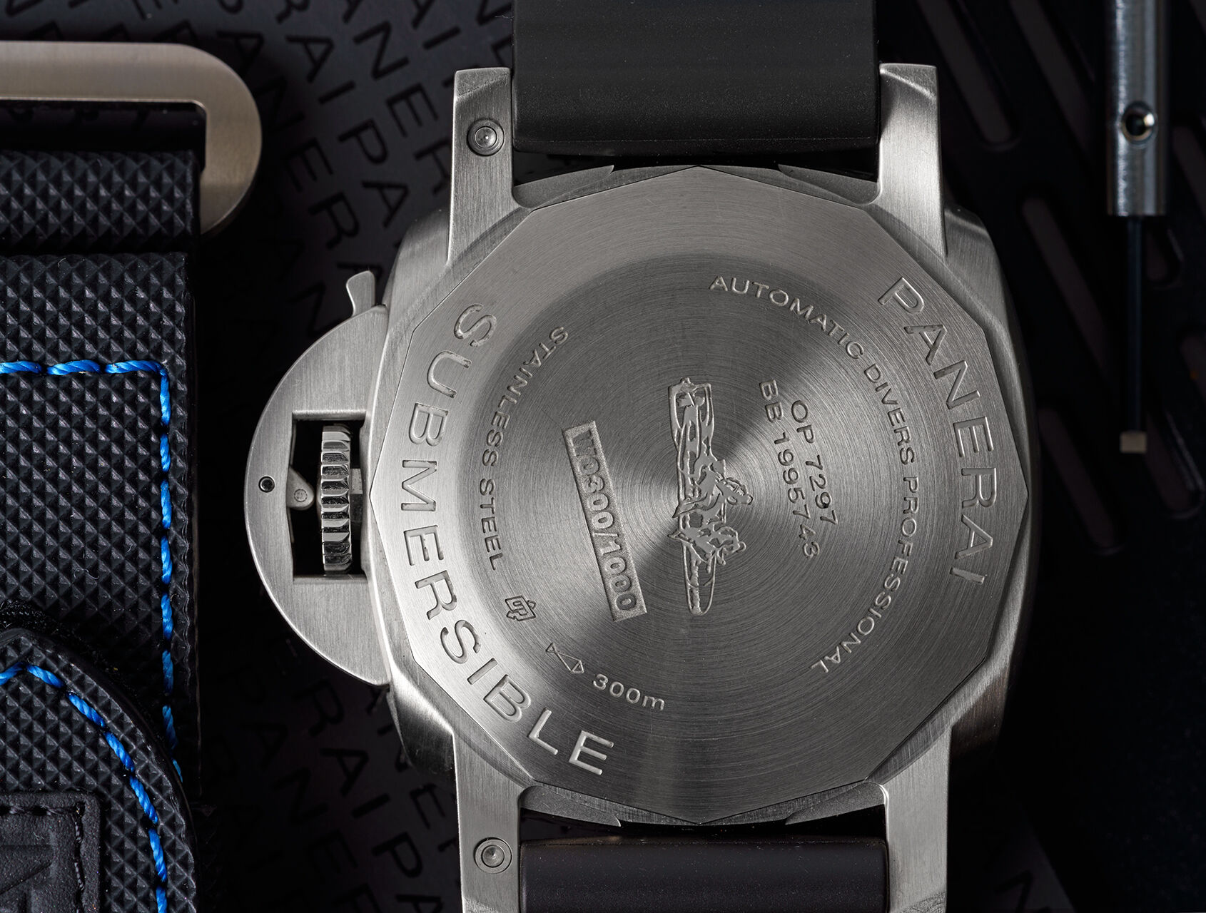 ref PAM00683 | Submersible | Panerai Submersible