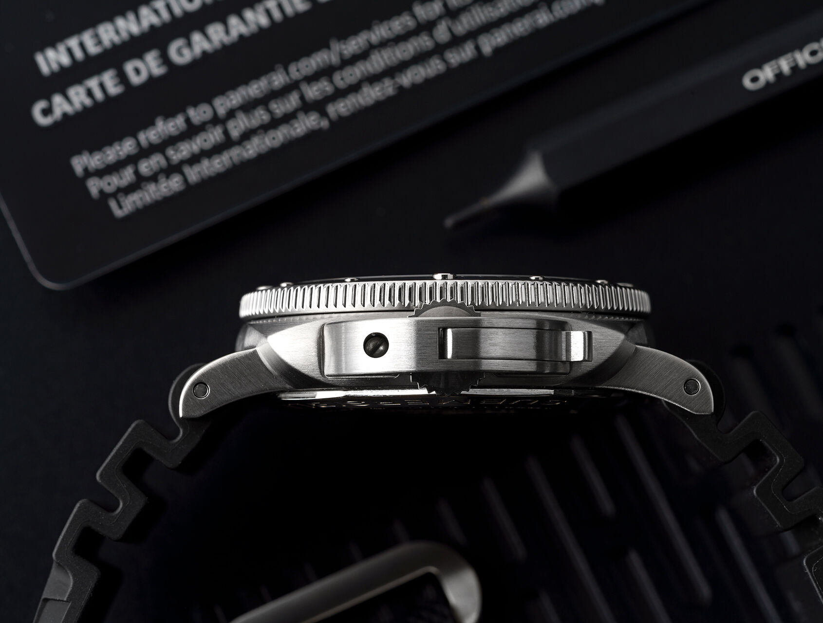 ref PAM00683 | Submersible | Panerai Submersible