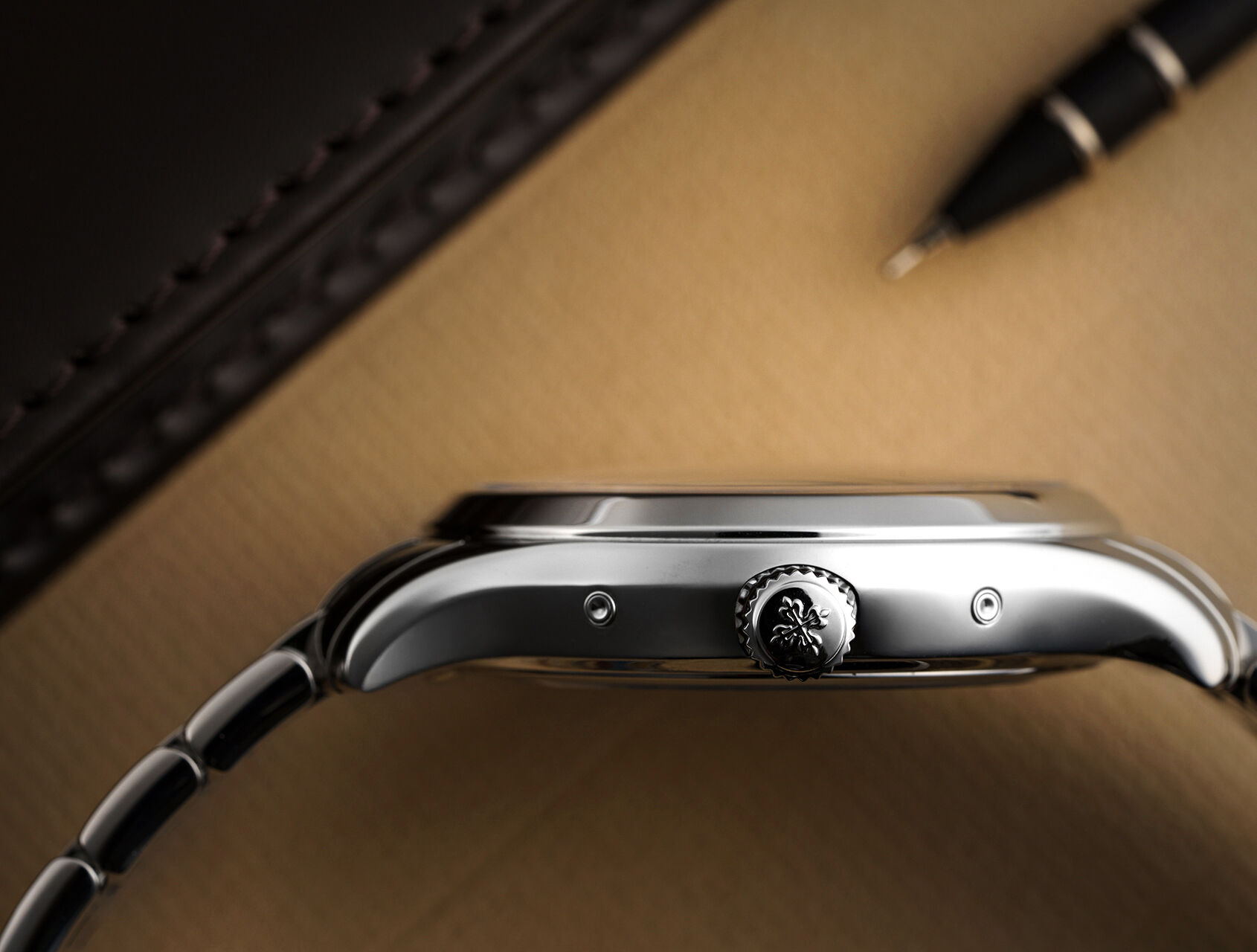 ref 4947/1A-001 | 4947 - Complication | Patek Philippe Annual Calendar