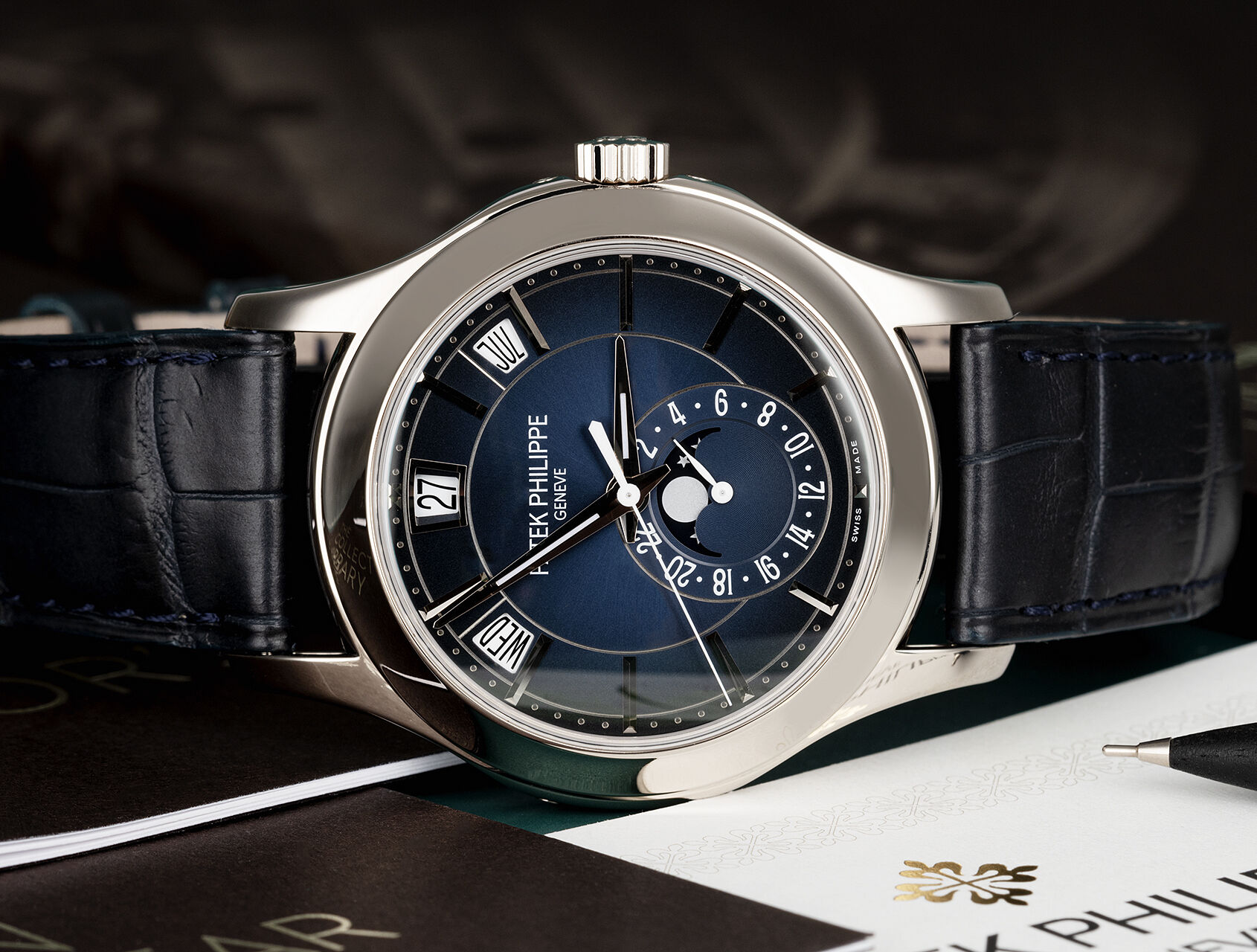 tham khảo 5205G-013 |  5205G-013 - Hộp & Giấy chứng nhận |  Lịch hàng năm của Patek Philippe