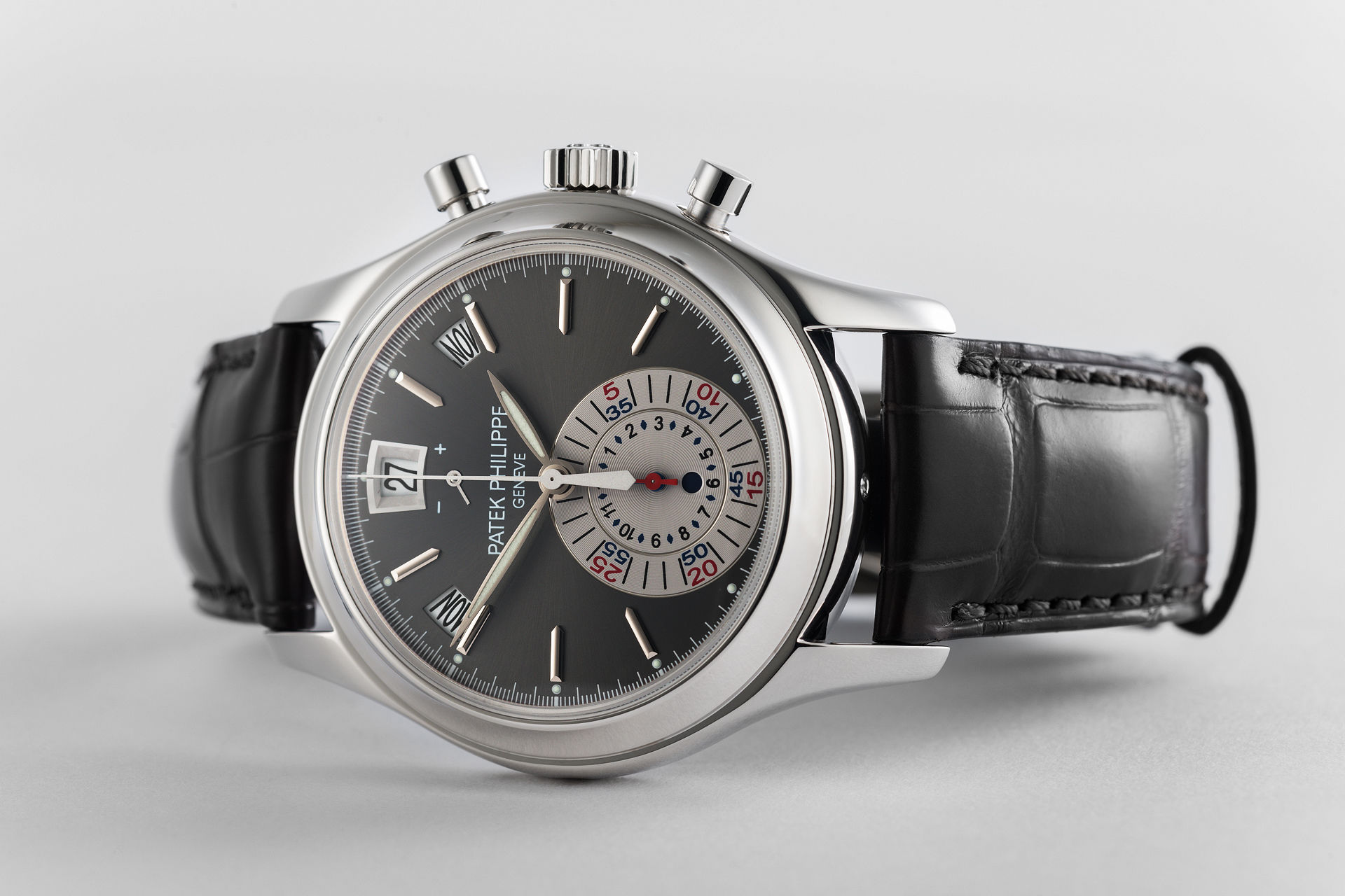 ref 5960P | Platinum 'Box & Certificate' | Patek Philippe Annual Calendar Chronograph