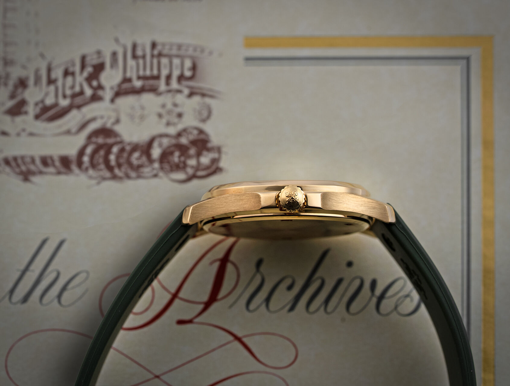 ref 5060 | 5060 - Yellow Gold | Patek Philippe Aquanaut