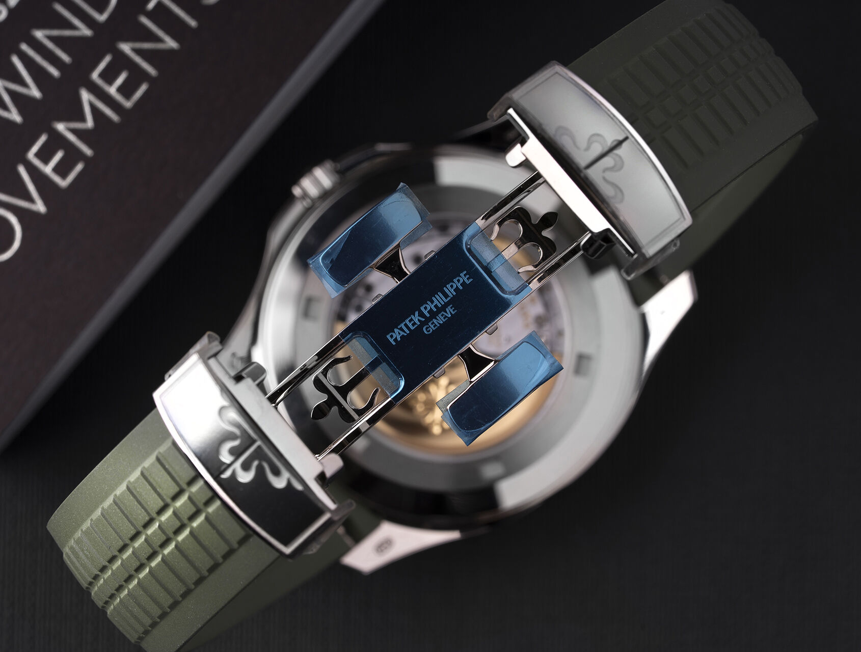 ref 5168G-010 | 5168G-010 - White Gold | Patek Philippe Aquanaut