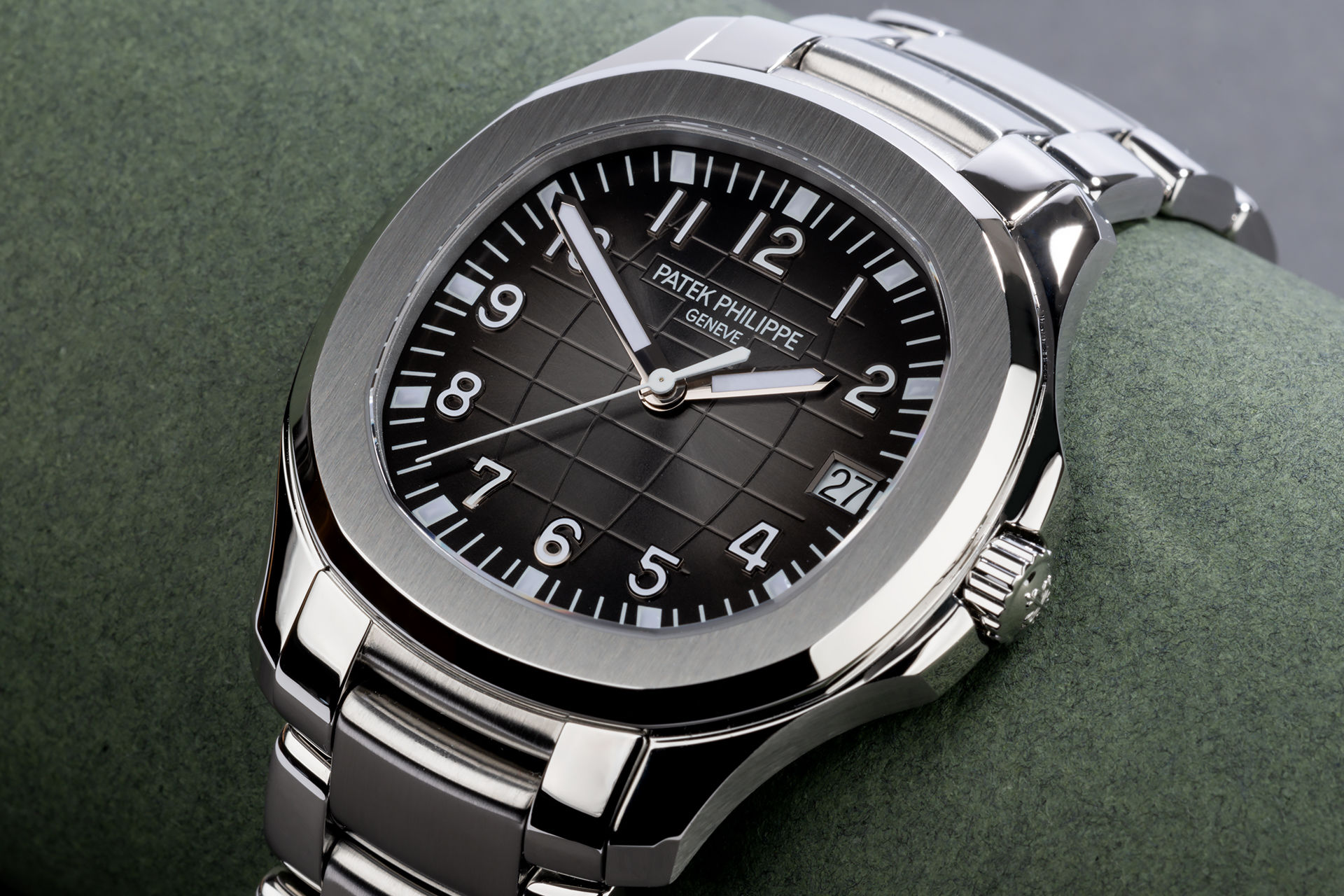 ref 5167/1A-001 | 'Jumbo' Patek Warranty to 2022 | Patek Philippe Aquanaut