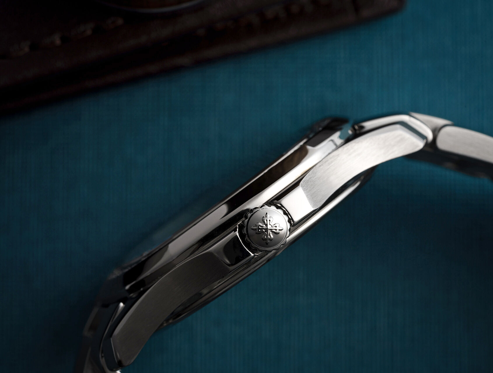 ref 5087/1A-010 | Aquanaut Luce | Patek Philippe Aquanaut Luce