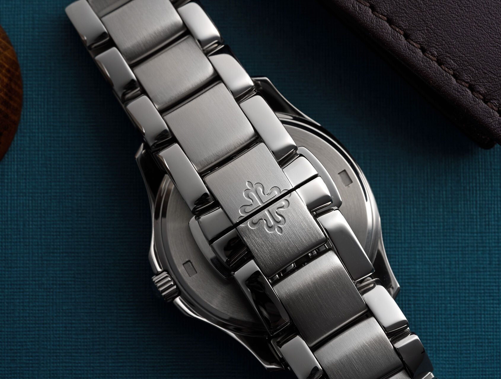 ref 5087/1A-010 | Aquanaut Luce | Patek Philippe Aquanaut Luce