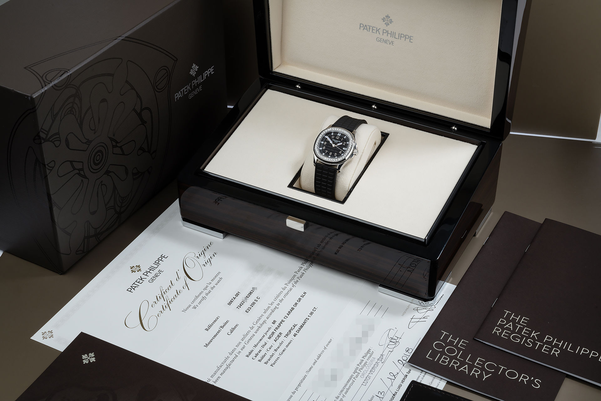 ref 5067A-001 | 'As New' Box & Papers  | Patek Philippe Aquanaut Luce