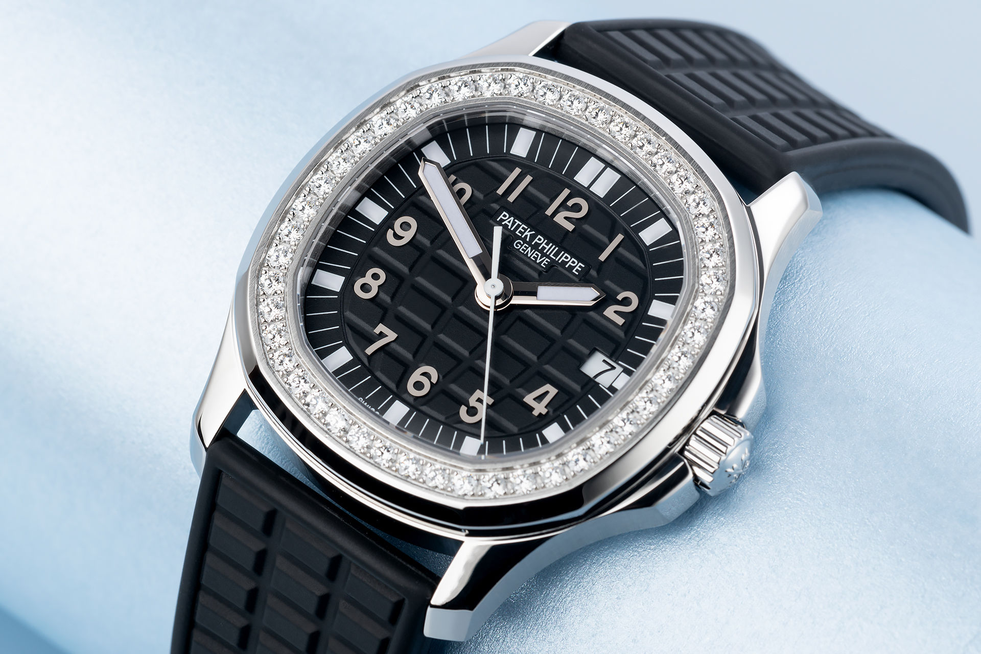 ref 5067A-001 | 'As New' Box & Papers  | Patek Philippe Aquanaut Luce