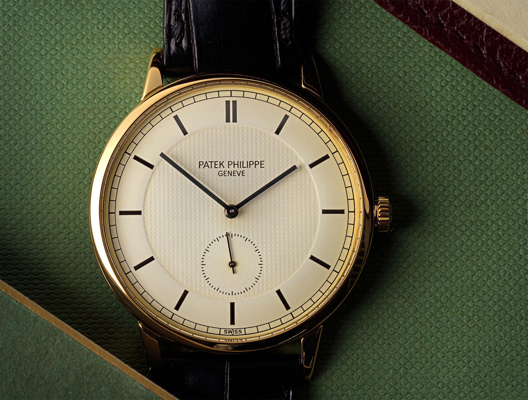 ref 3893 | 3893 - Yellow Gold | Patek Philippe Calatrava 