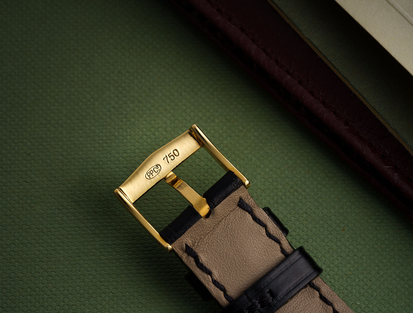 ref 3893 | 3893 - Yellow Gold | Patek Philippe Calatrava 