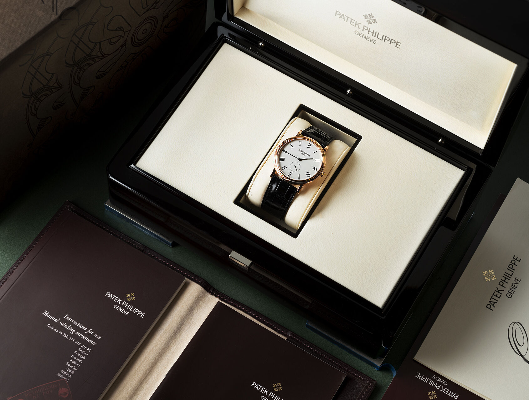 ref 5119R-001 | 5119R - Box & Certificate | Patek Philippe Calatrava 