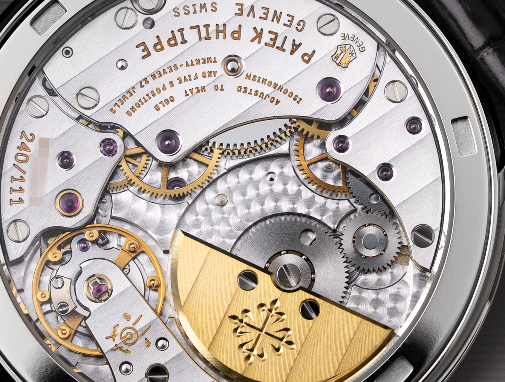 ref 5120G-001 | 5120G - White Gold | Patek Philippe Calatrava 