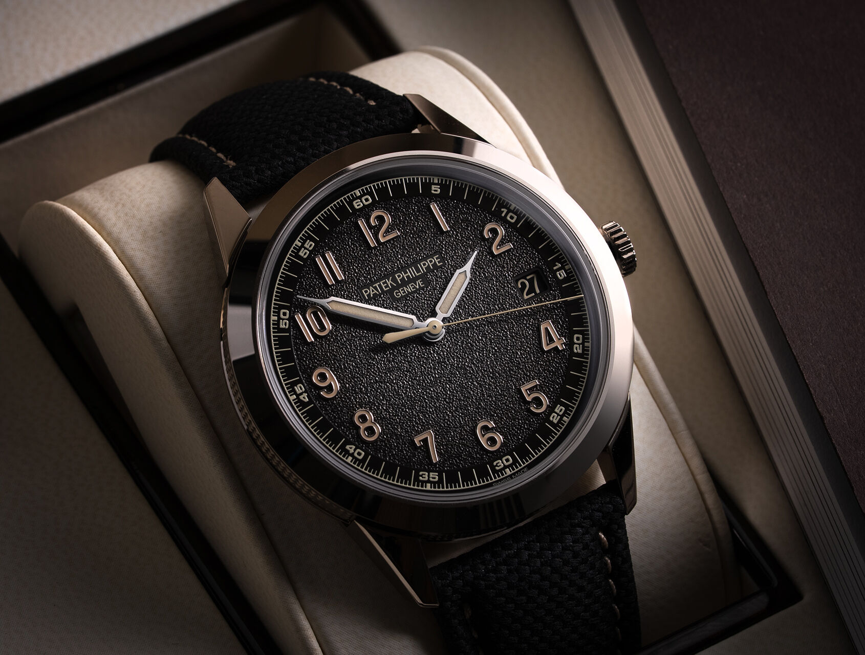 ref 5226G-001 | 5226G - Charcoal Dial | Patek Philippe Calatrava 