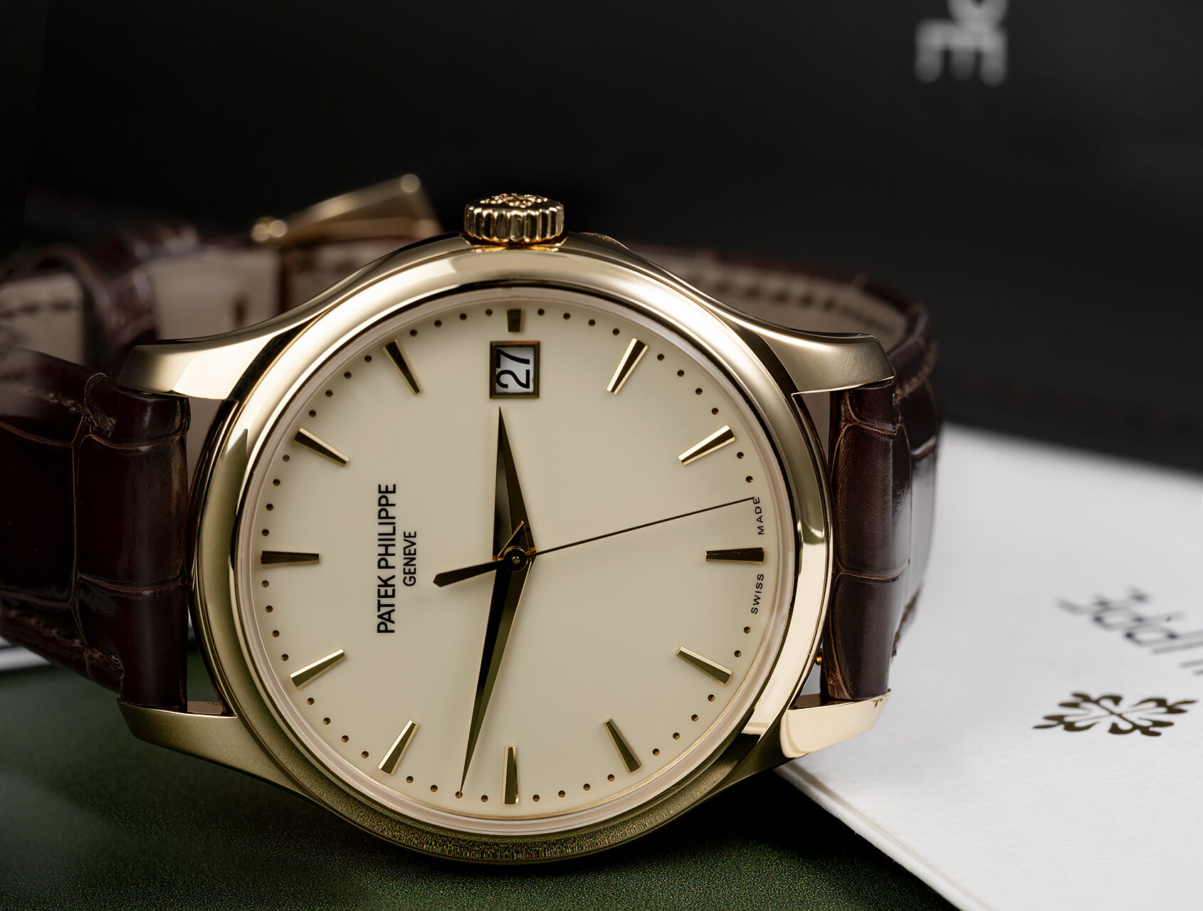 ref 5227J-001 | 5227J - Box & Certificate | Patek Philippe Calatrava 