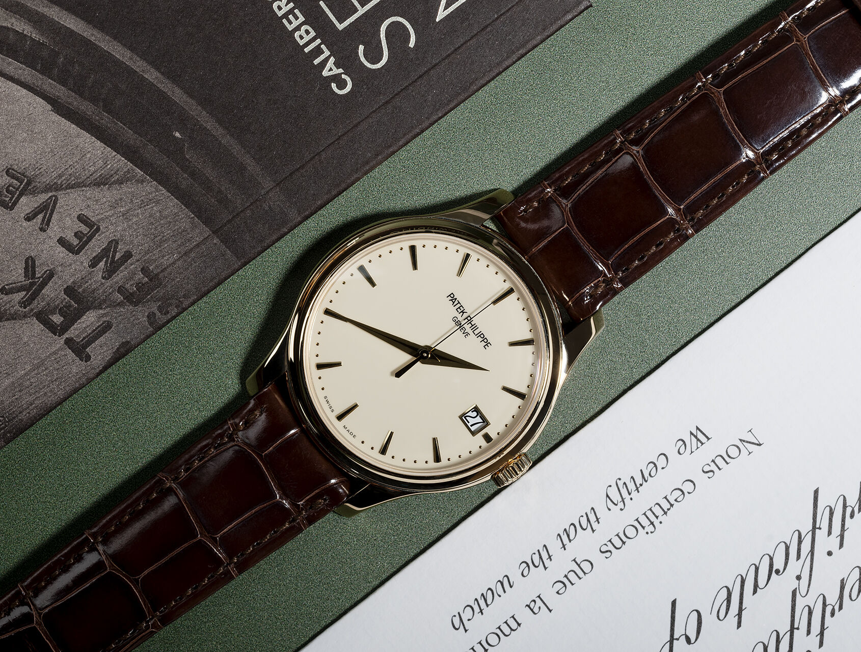 ref 5227J-001 | 5227J - Box & Certificate | Patek Philippe Calatrava 