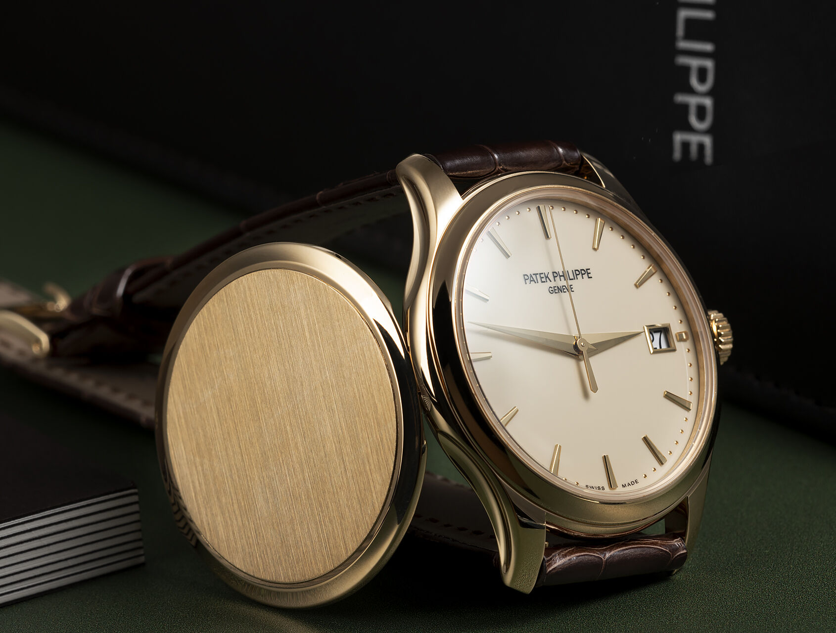 ref 5227J-001 | 5227J - Box & Certificate | Patek Philippe Calatrava 