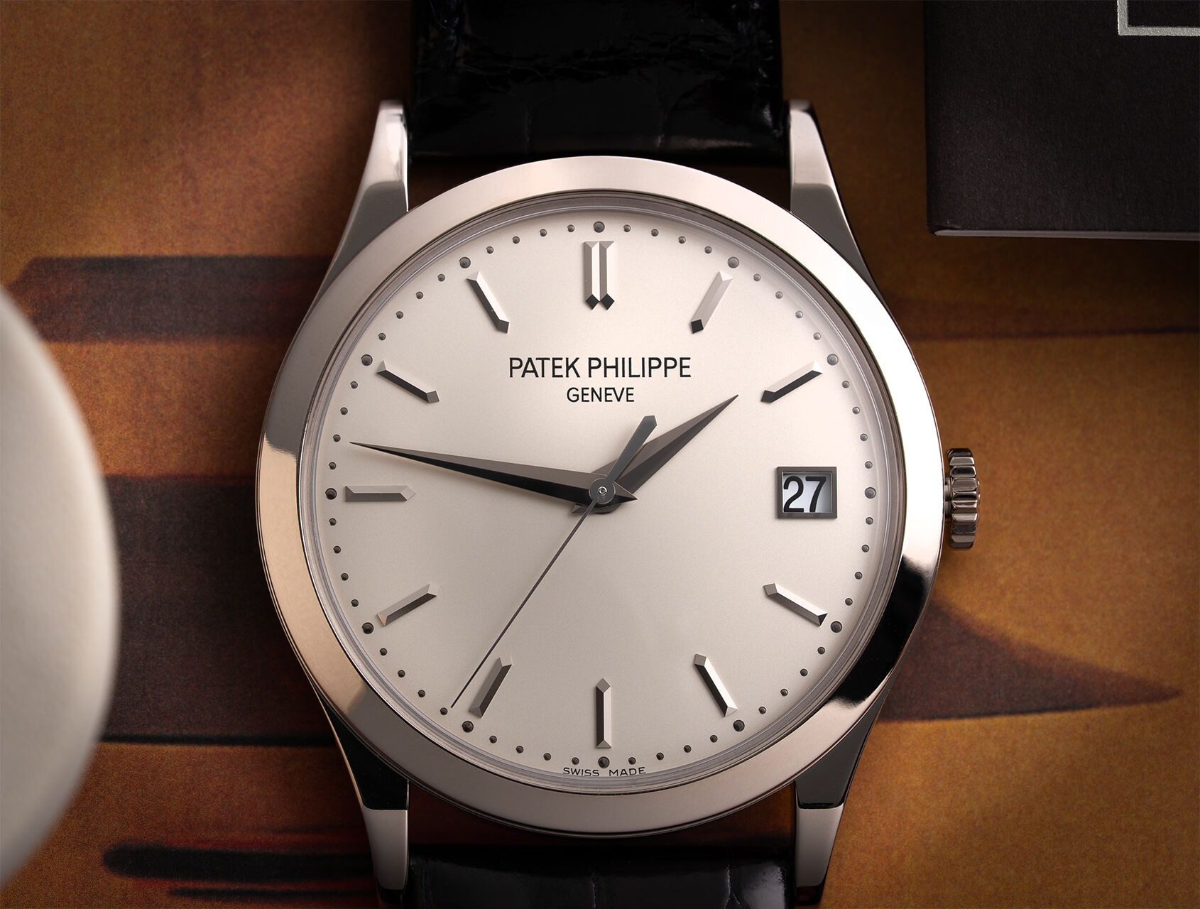 ref 5296G-010 | 5296G-010 - White Gold | Patek Philippe Calatrava 