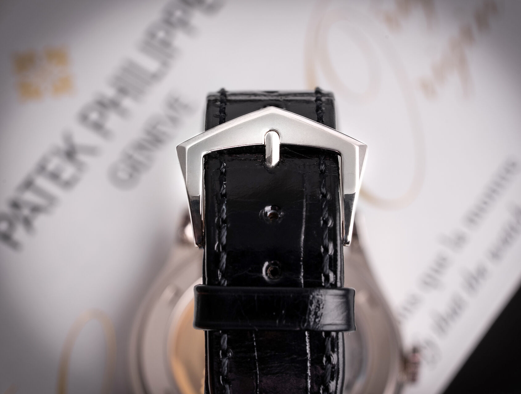 ref 5296G-010 | 5296G-010 - White Gold | Patek Philippe Calatrava 