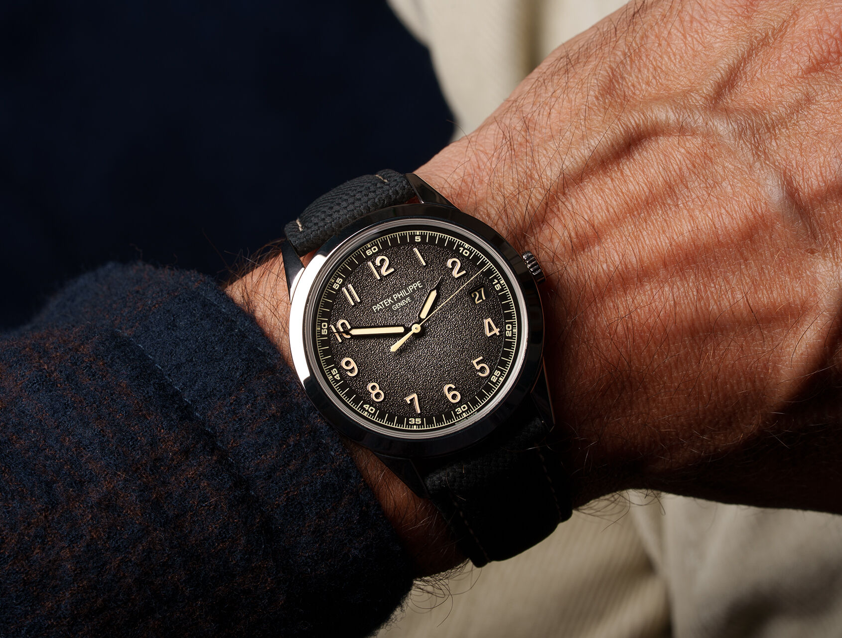 ref 5226G-001 | Calatrava | Patek Philippe Calatrava 