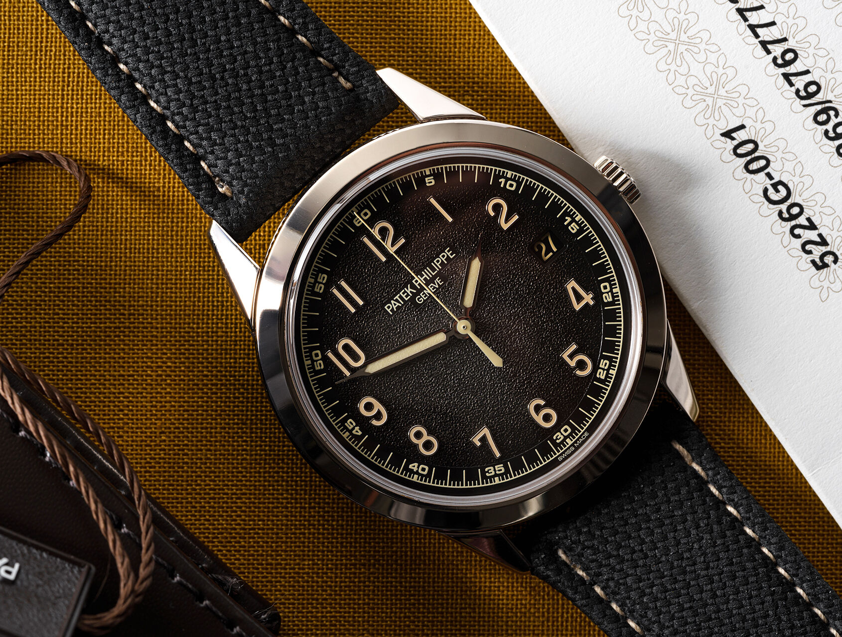 ref 5226G-001 | Calatrava | Patek Philippe Calatrava 