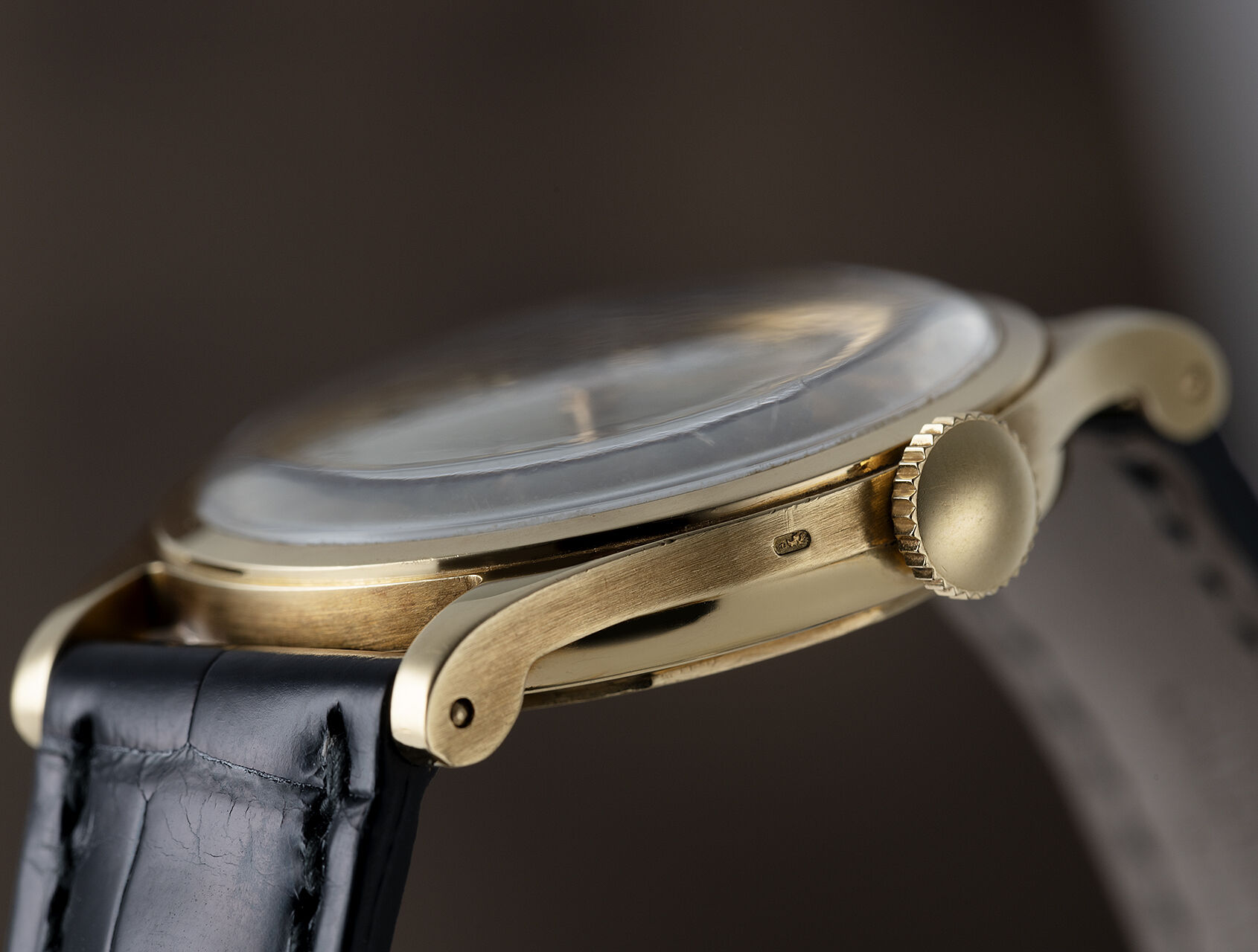 ref 2451 | Extract from Archive | Patek Philippe Calatrava 