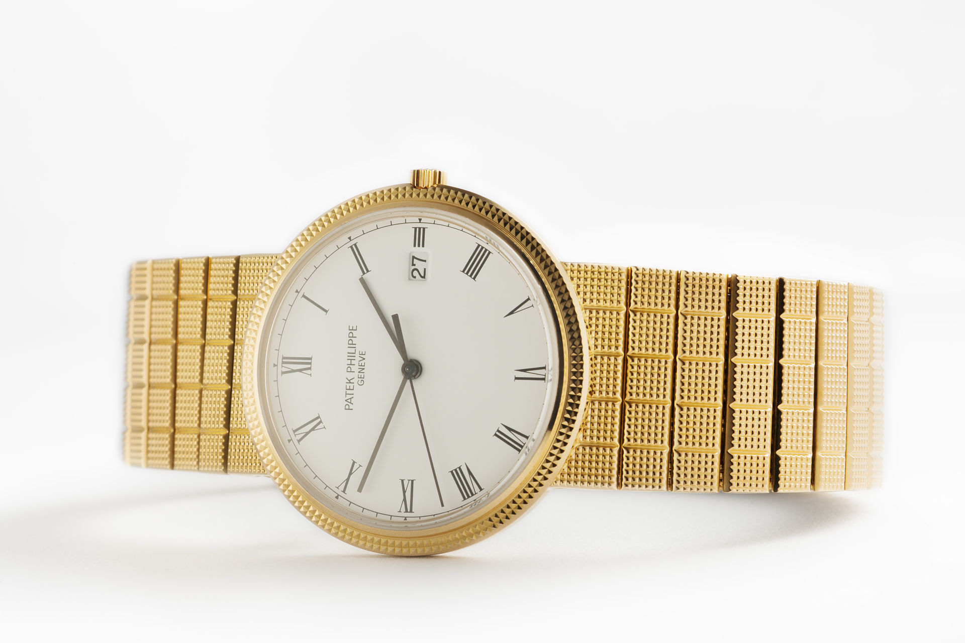 ref 3944/10 | 'Pristine' 18ct Yellow Gold | Patek Philippe Calatrava 