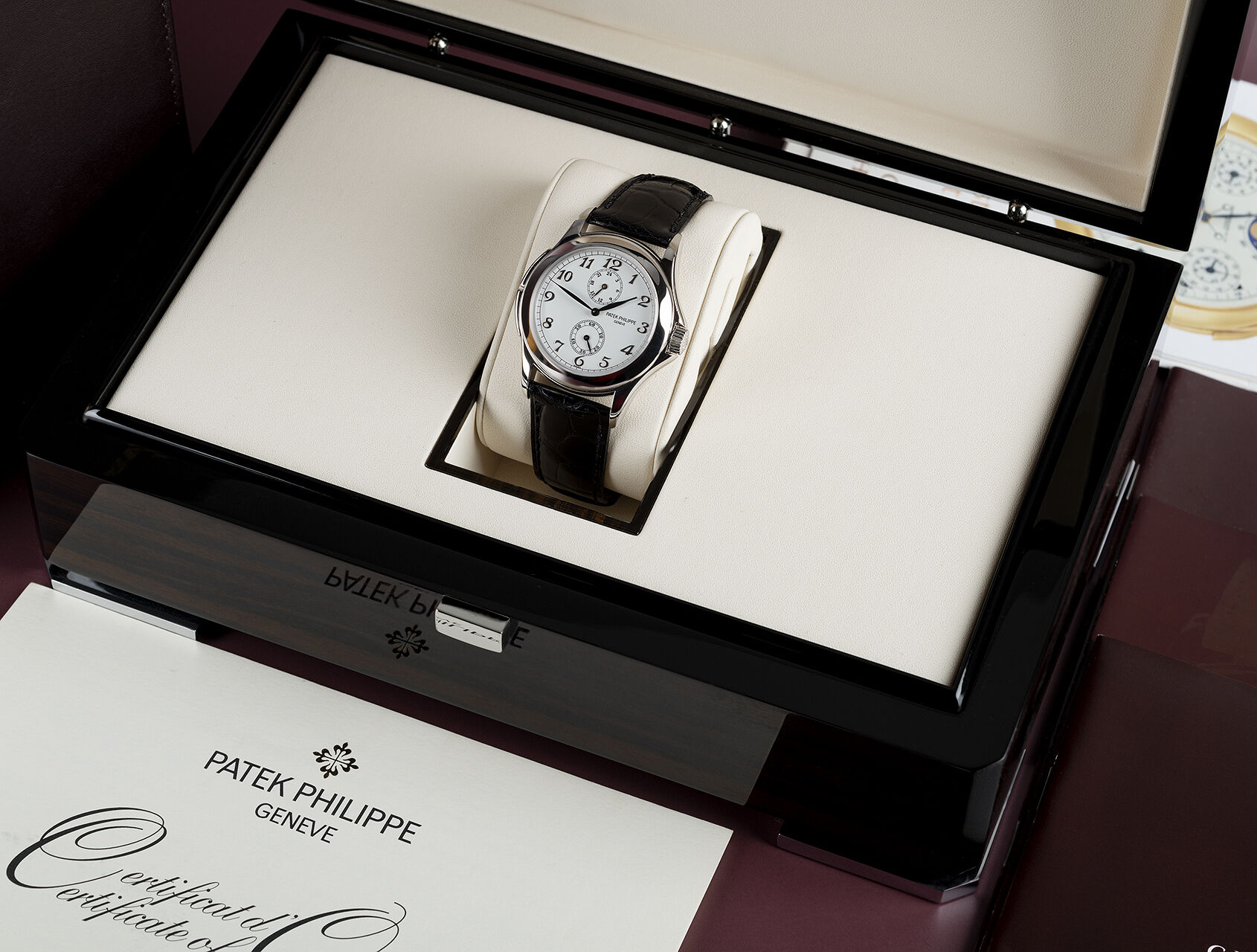 ref 5134G-001 | Box & Certificate | Patek Philippe Calatrava Travel Time