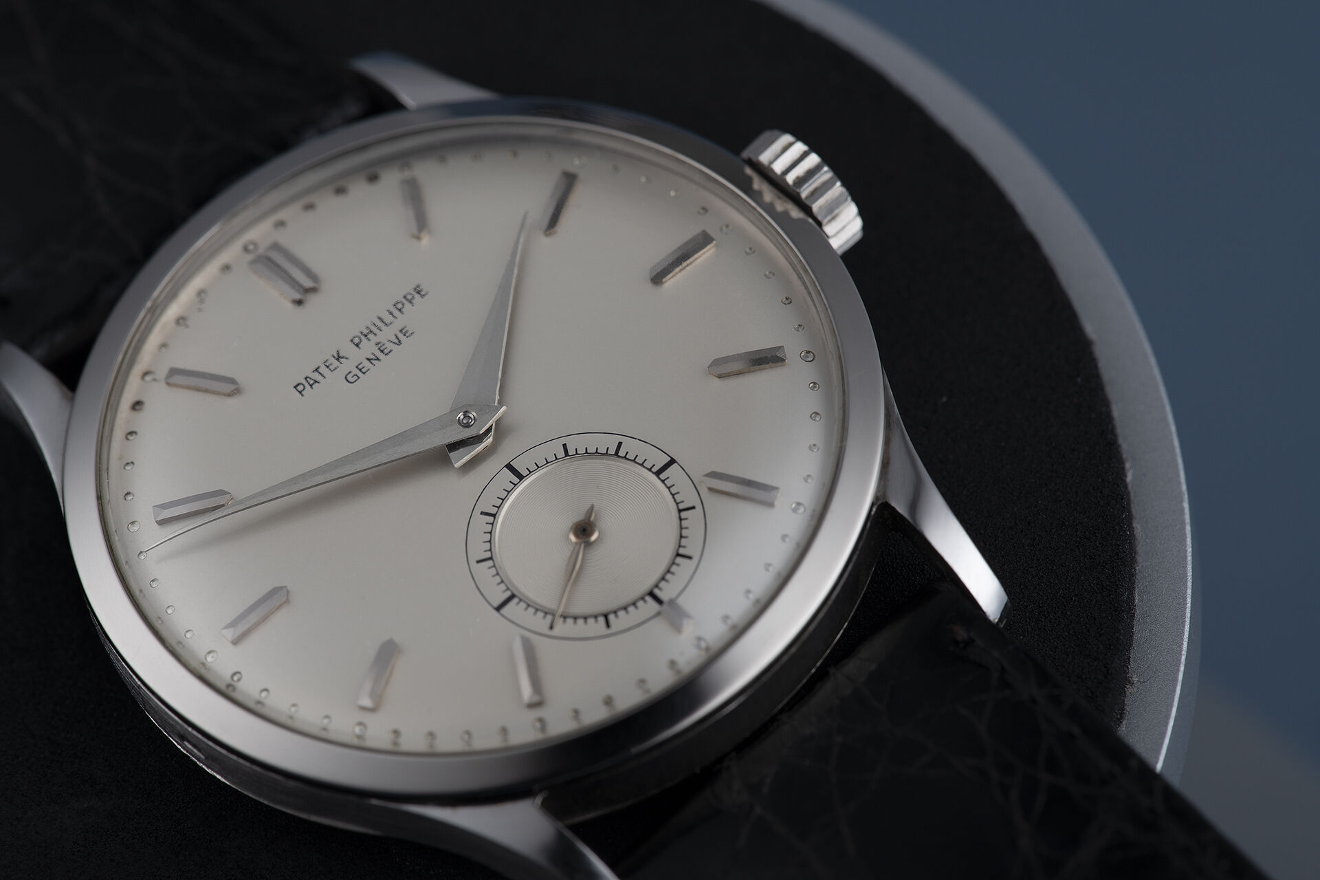 ref 570 | Rare White Gold, Small Seconds | Patek Philippe Calatrava 