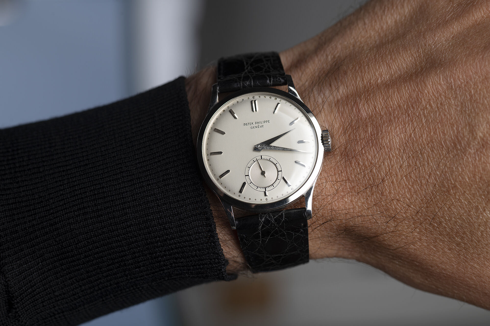 ref 570 | Rare White Gold, Small Seconds | Patek Philippe Calatrava 