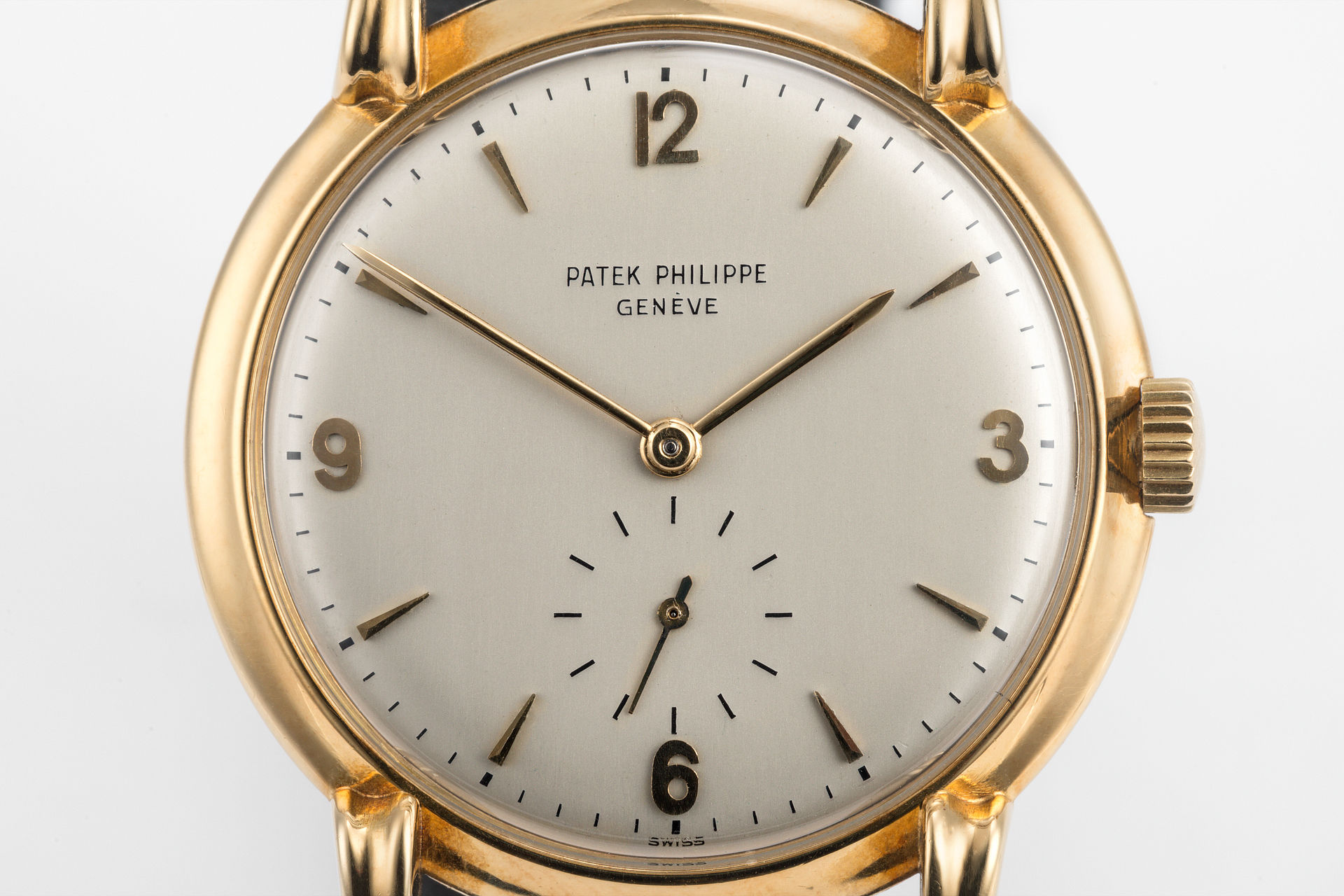 ref 2420 | Vintage Yellow Gold  | Patek Philippe Calatrava 